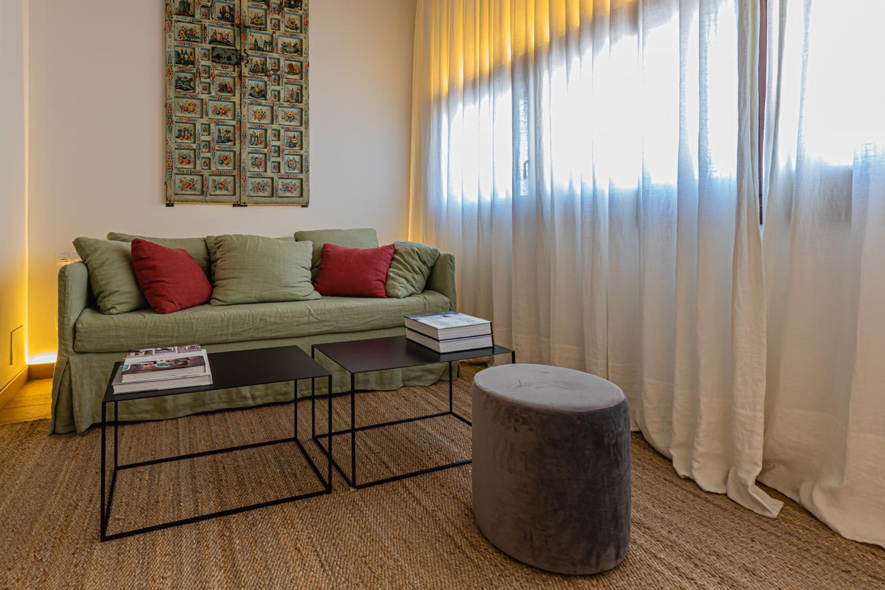 Penthouse Suite with private terrace and view  - Photo 12