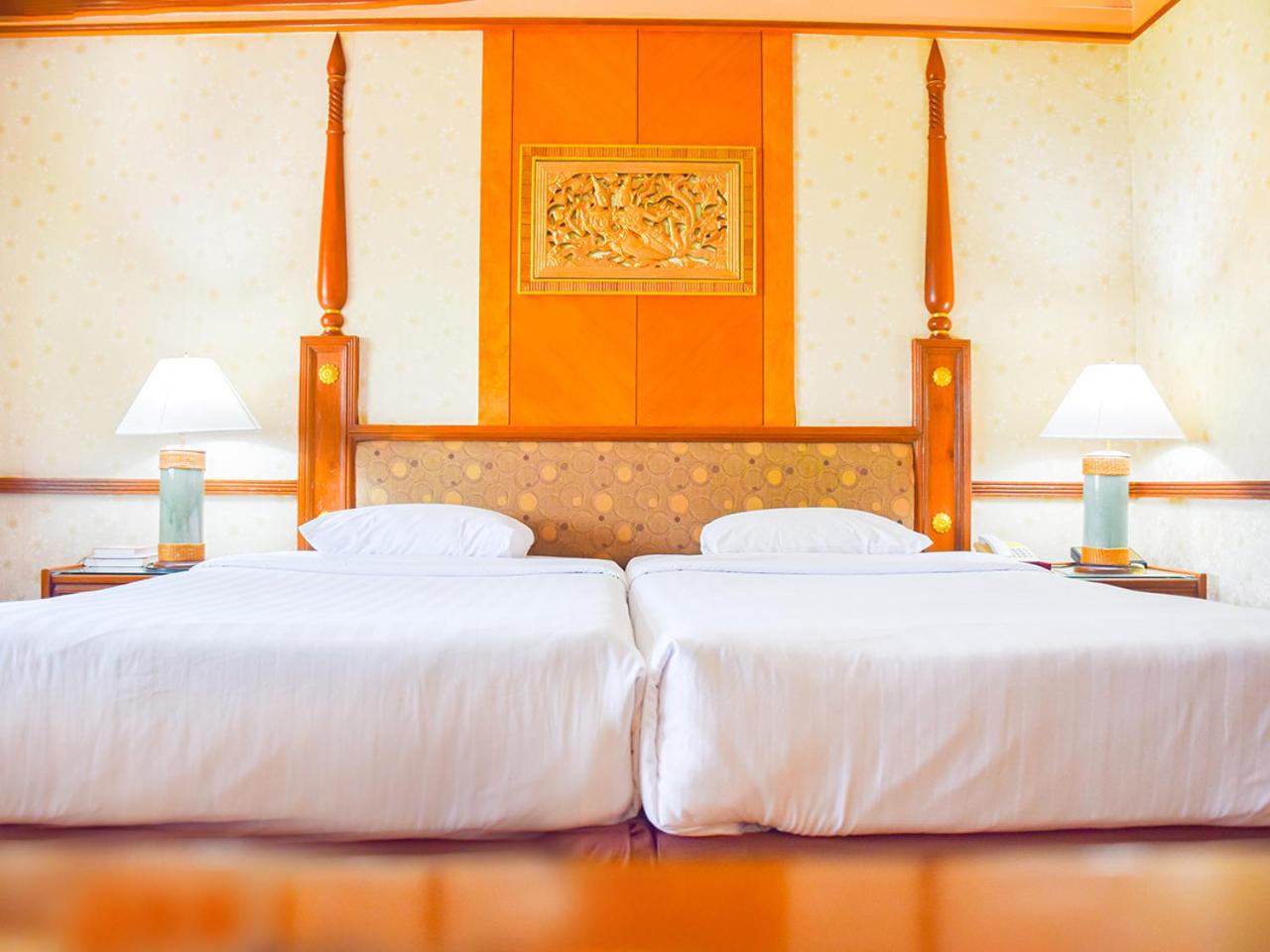 Superior Double or Twin Room with Garden View - Photo 4