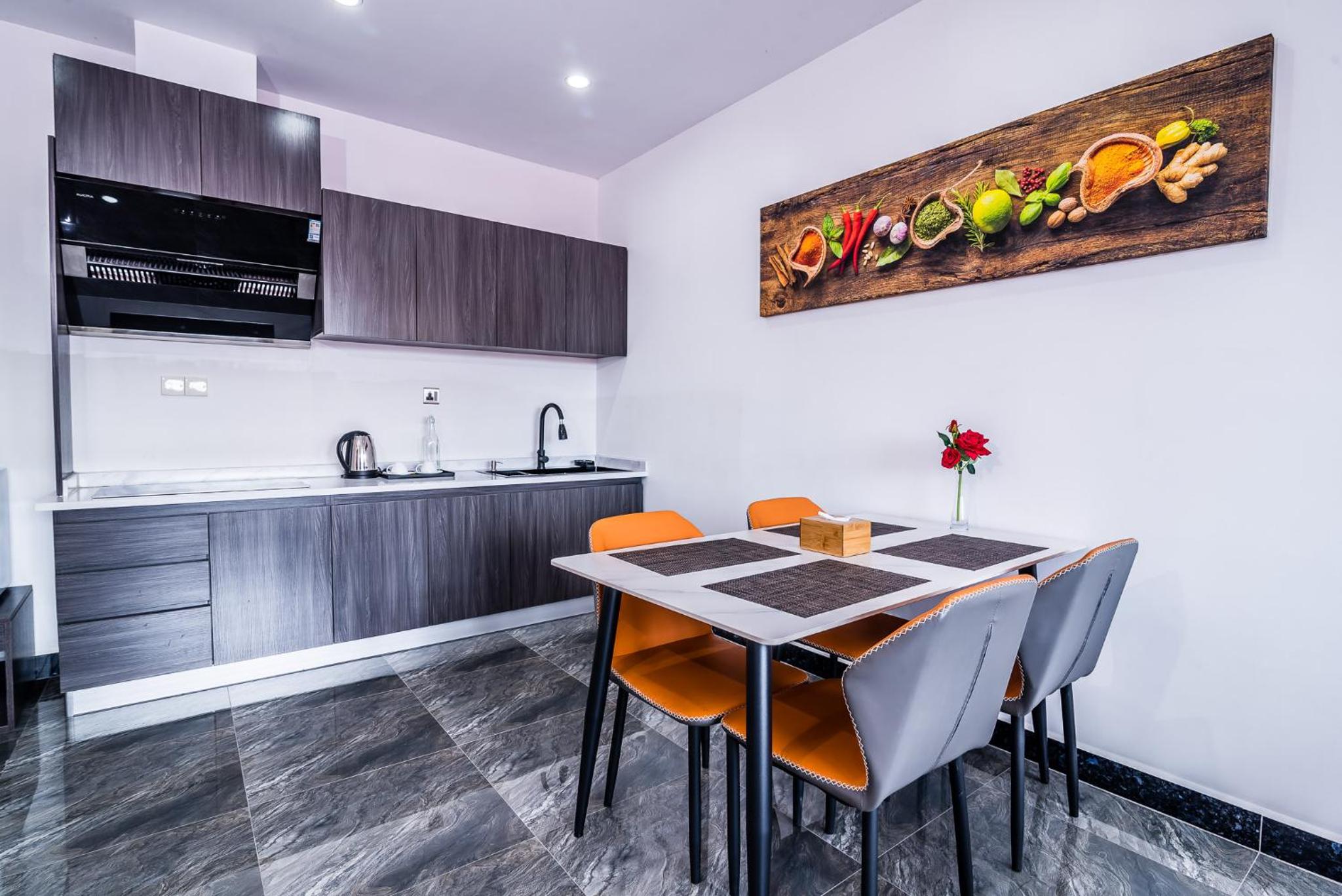 Family Suite - Photo 13