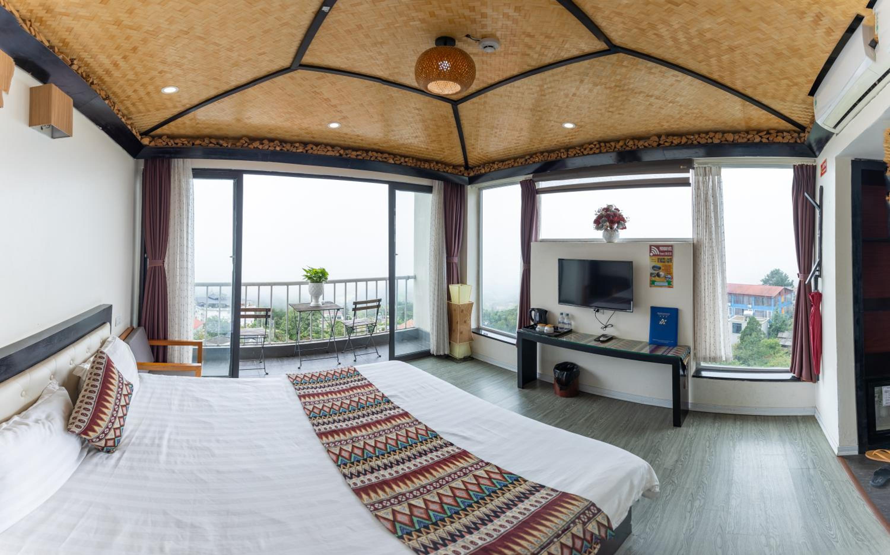 Deluxe Double Room with panorama view photo 1