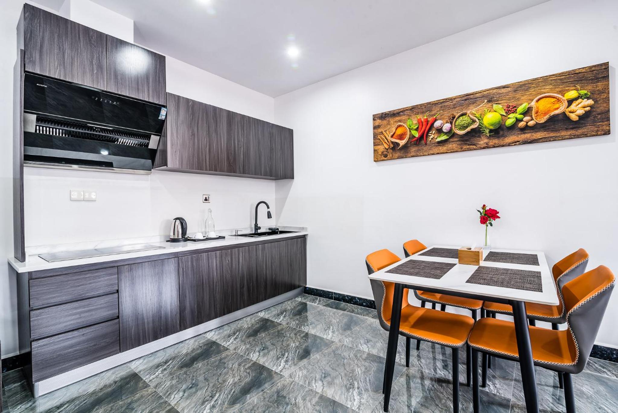 Family Suite - Photo 10