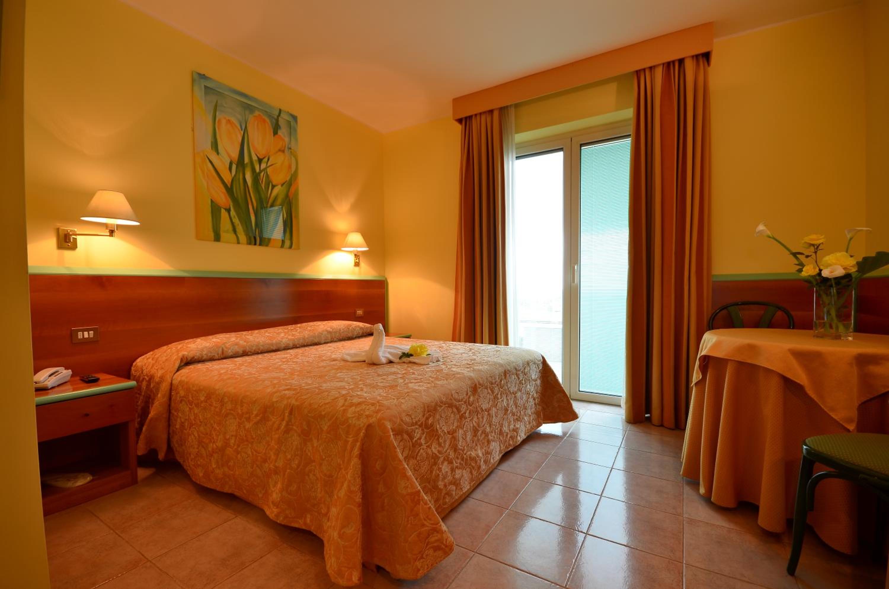 Double Room - Photo 1