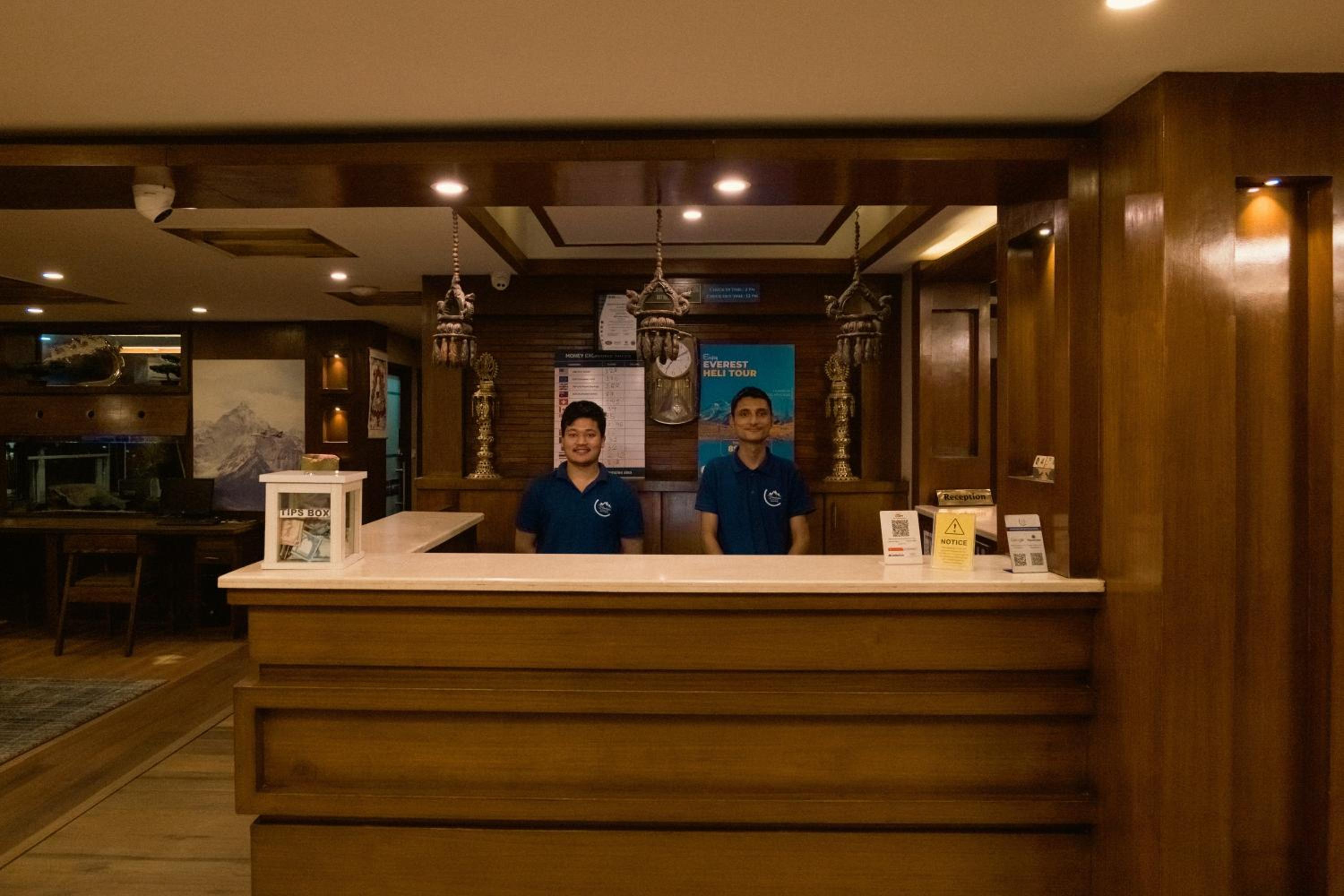 Deluxe Double or Twin Room - Photo 19