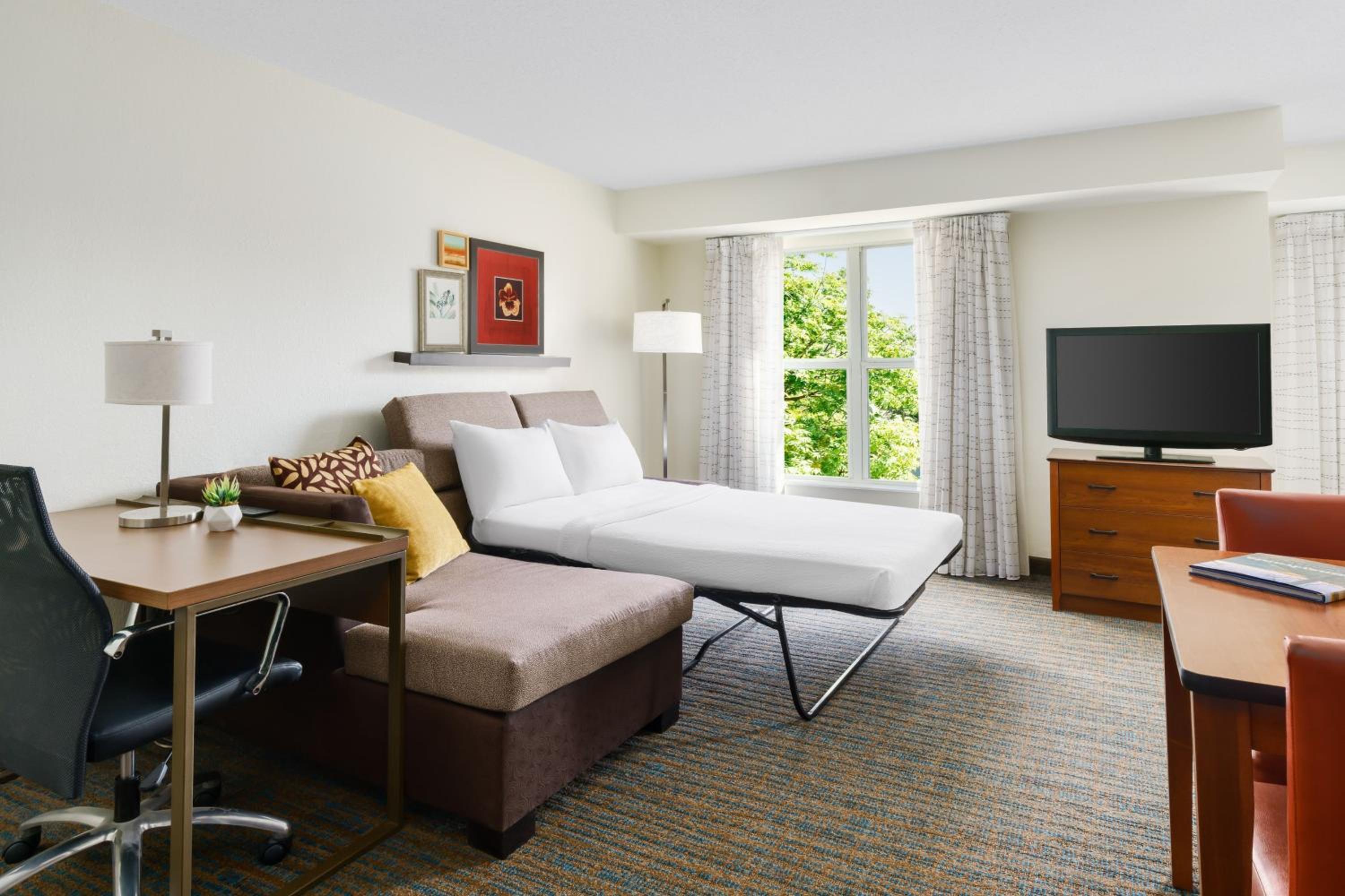 King Studio with Sofa Bed - Photo 1