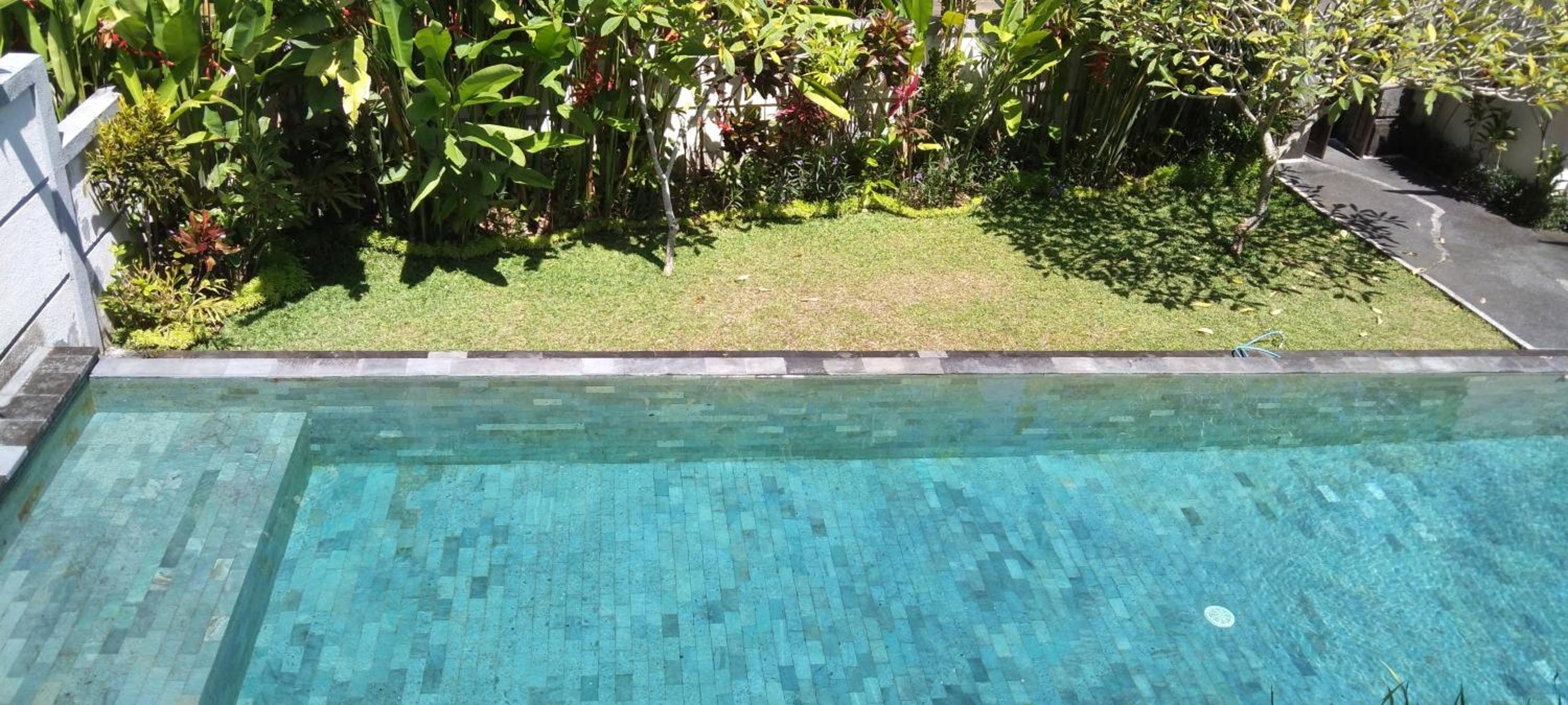 Villa with Private Pool - Photo 32