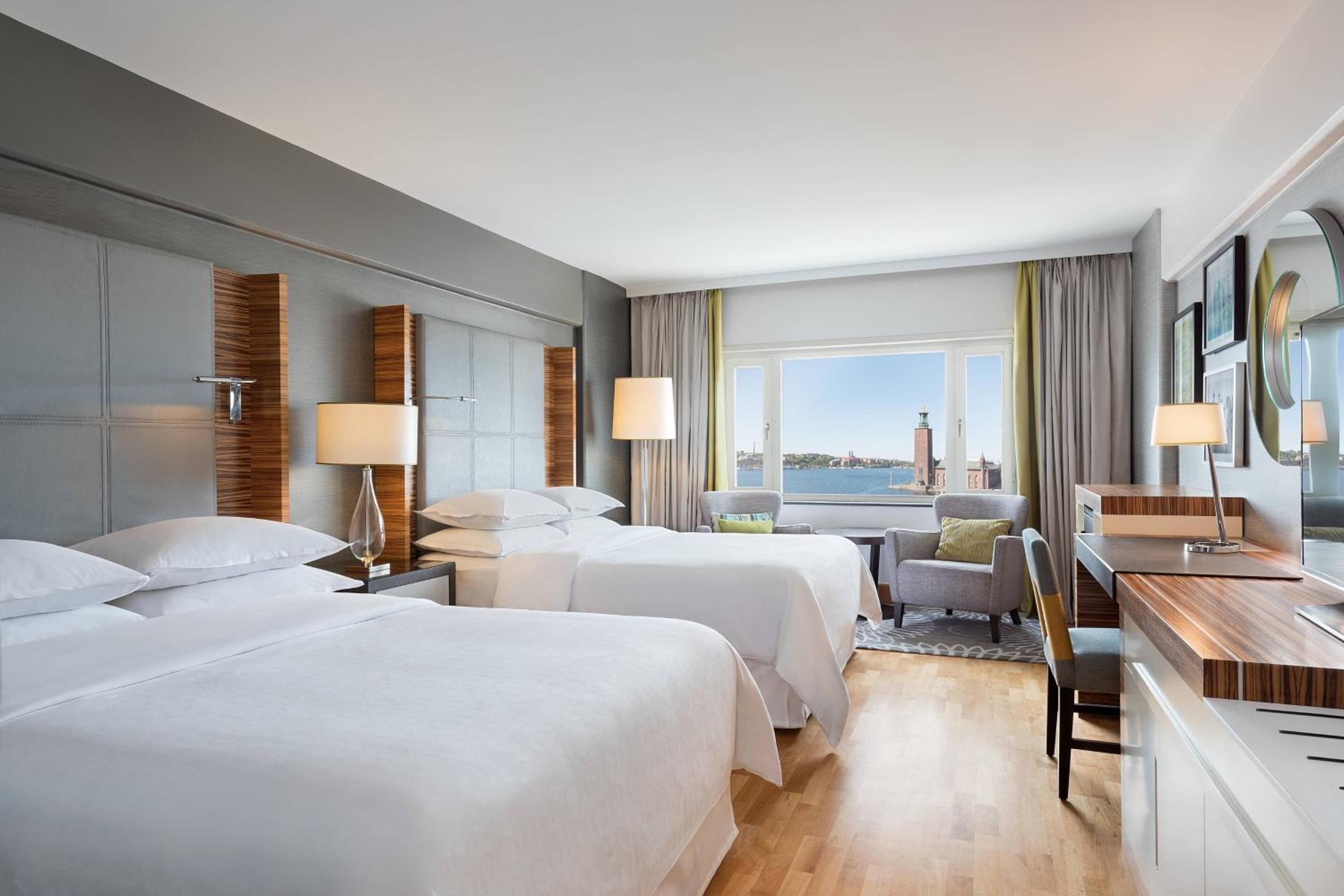 Superior Room 2 Double Beds with Lake View photo 1