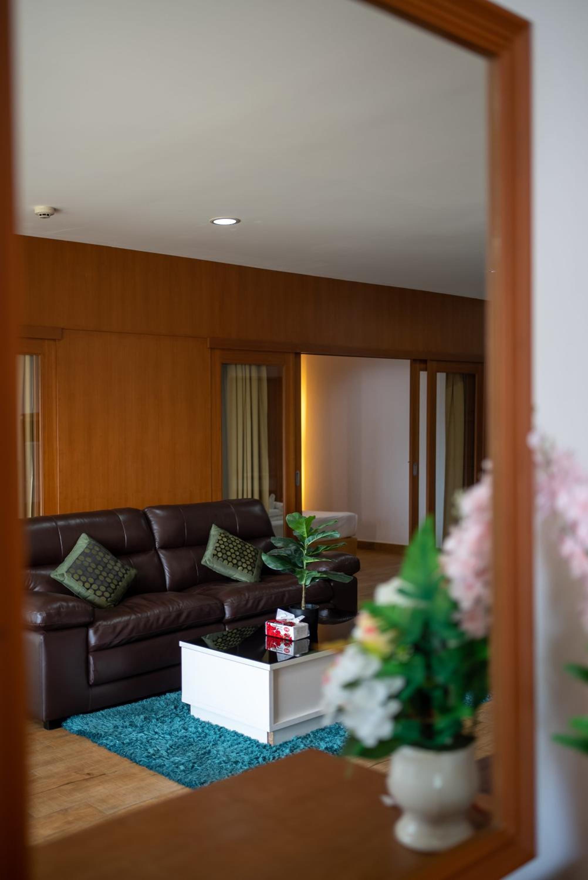 Apartment - Photo 11
