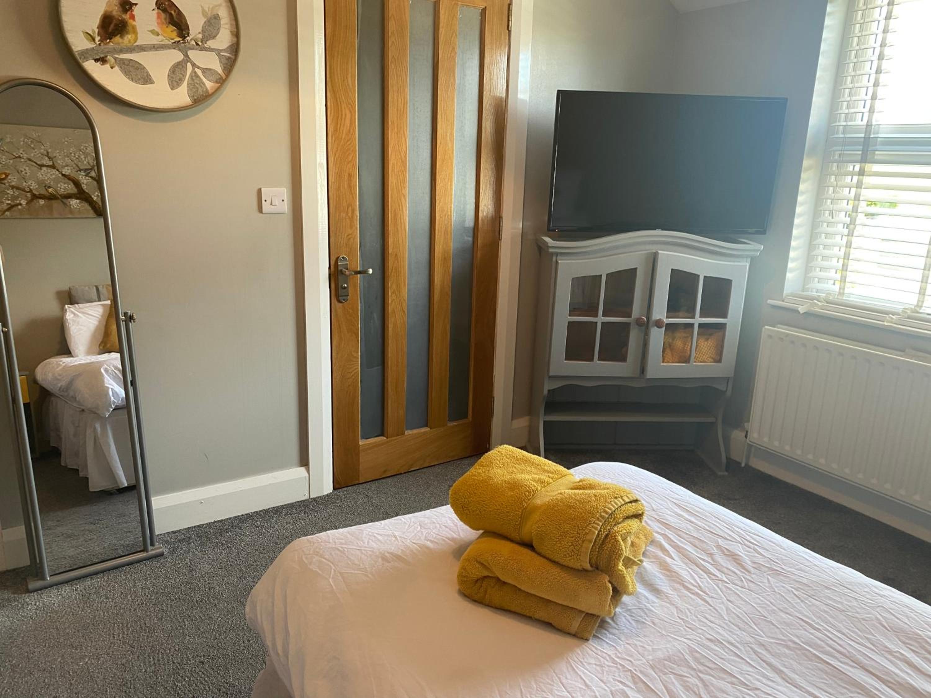 Deluxe Double or Twin Room