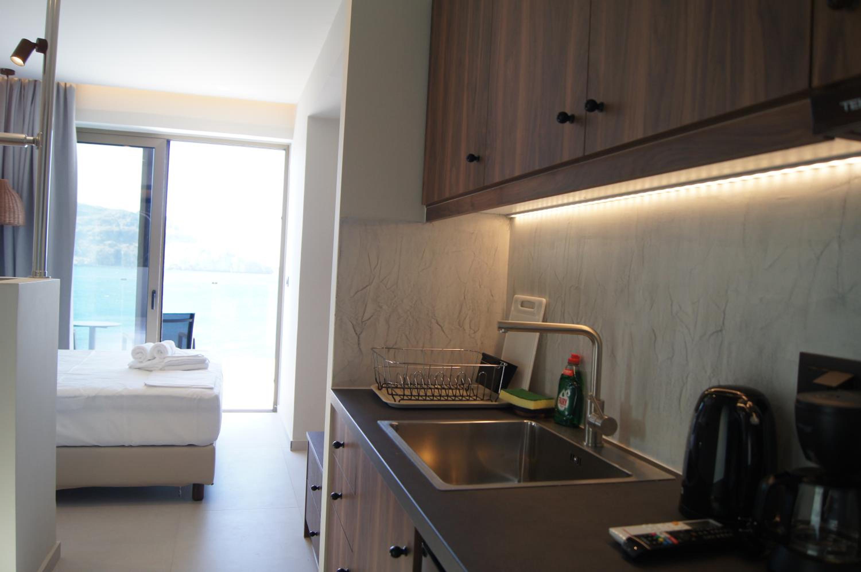 Double Room with Terrace photo 3