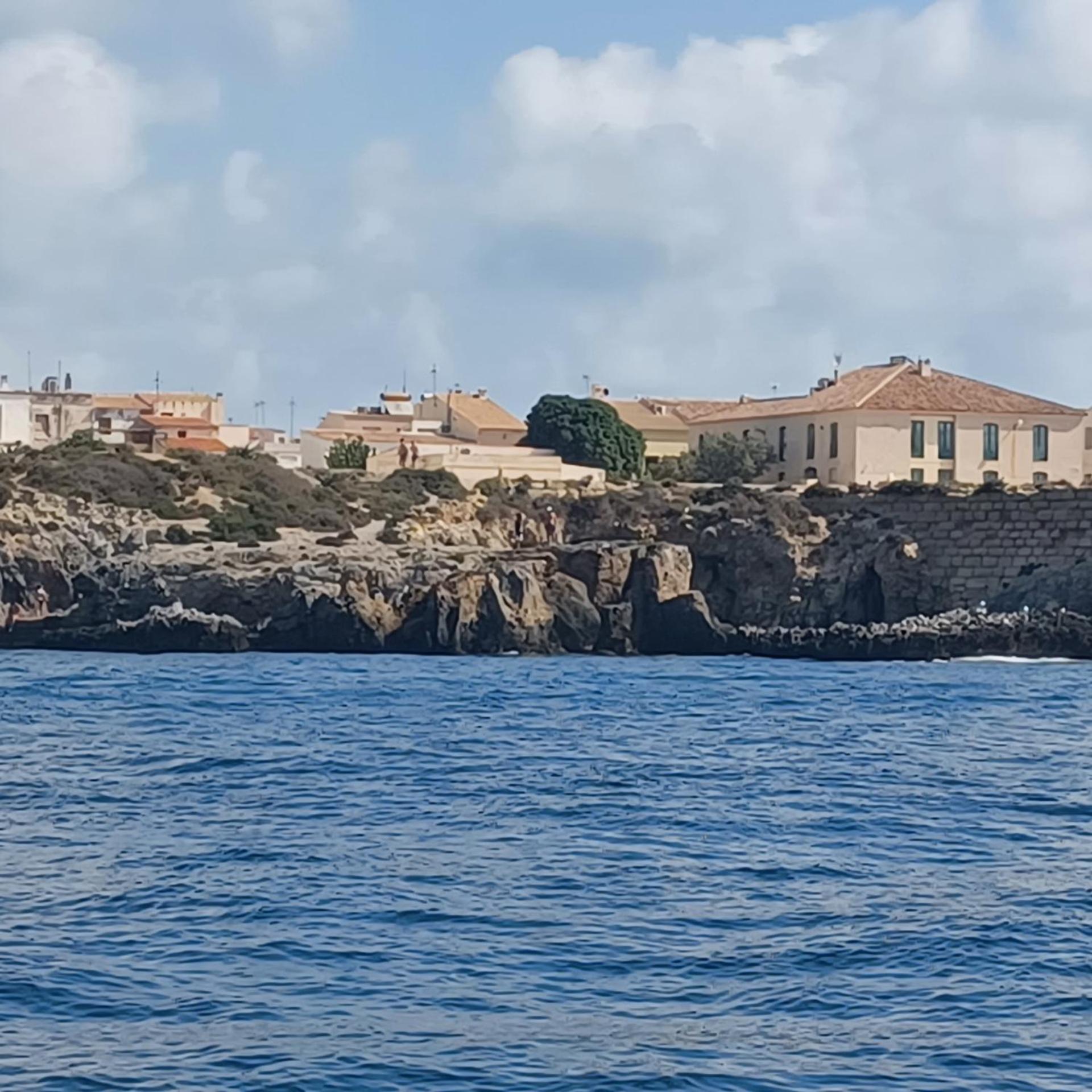 Studio Apartment with Sea View photo 3