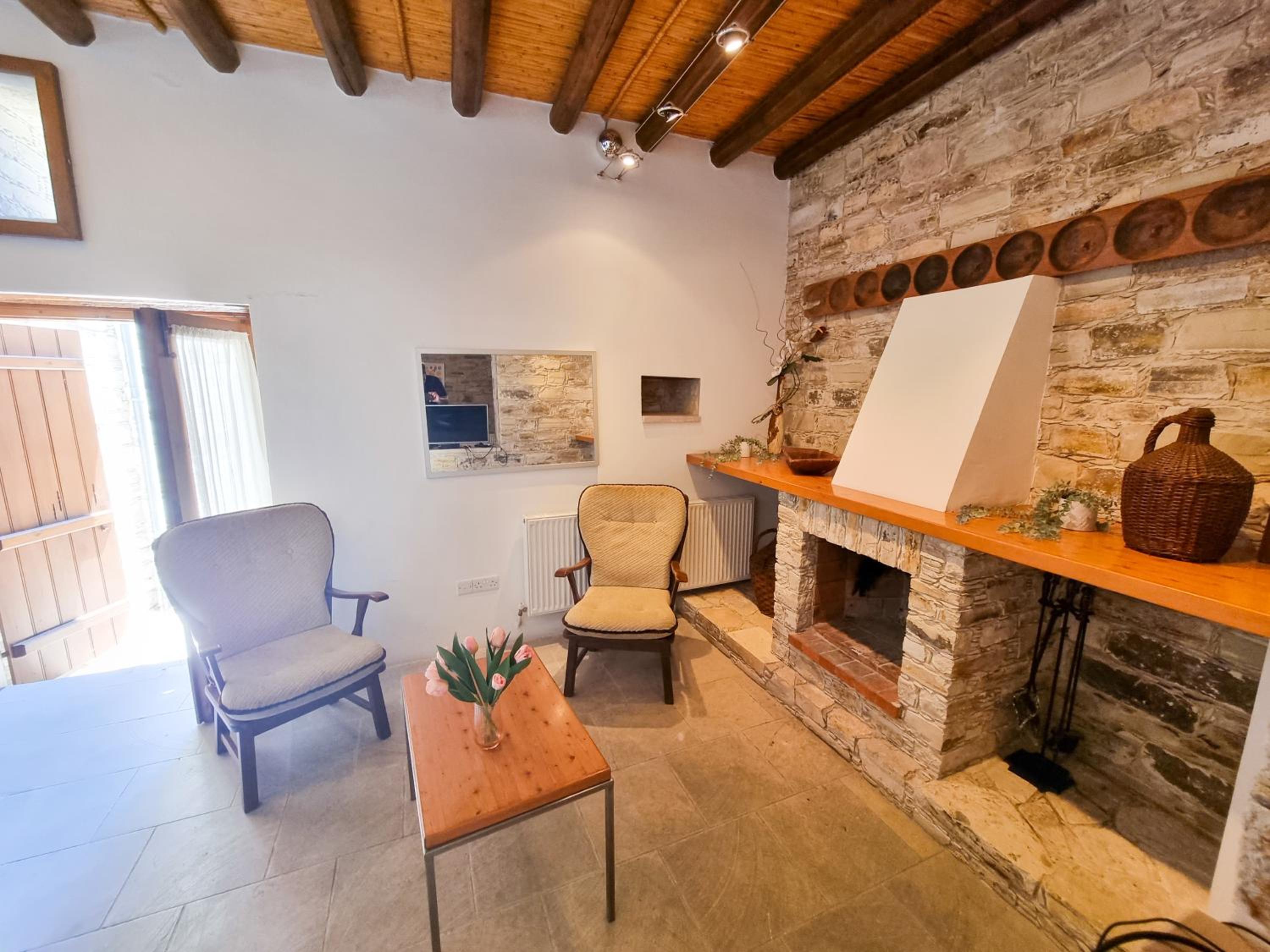 Apartment - Split Level photo 1