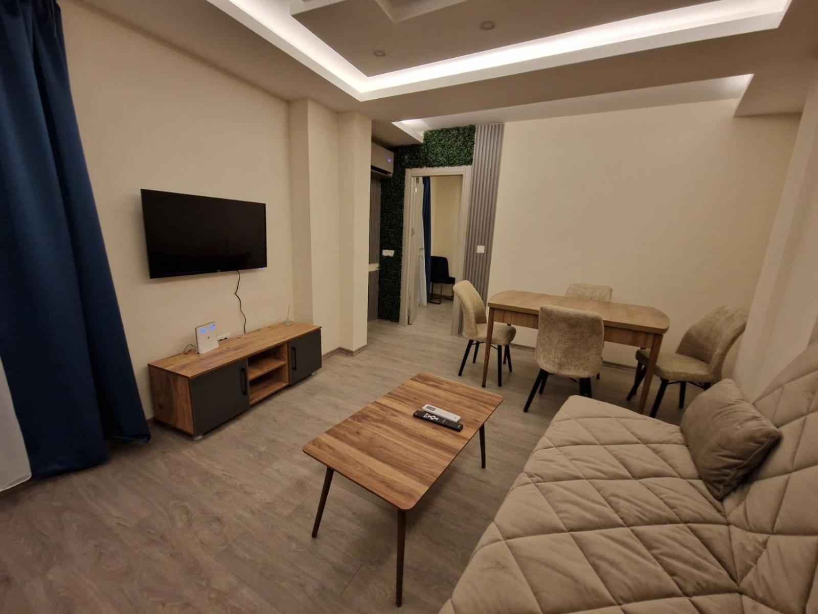 One-Bedroom Apartment photo 2