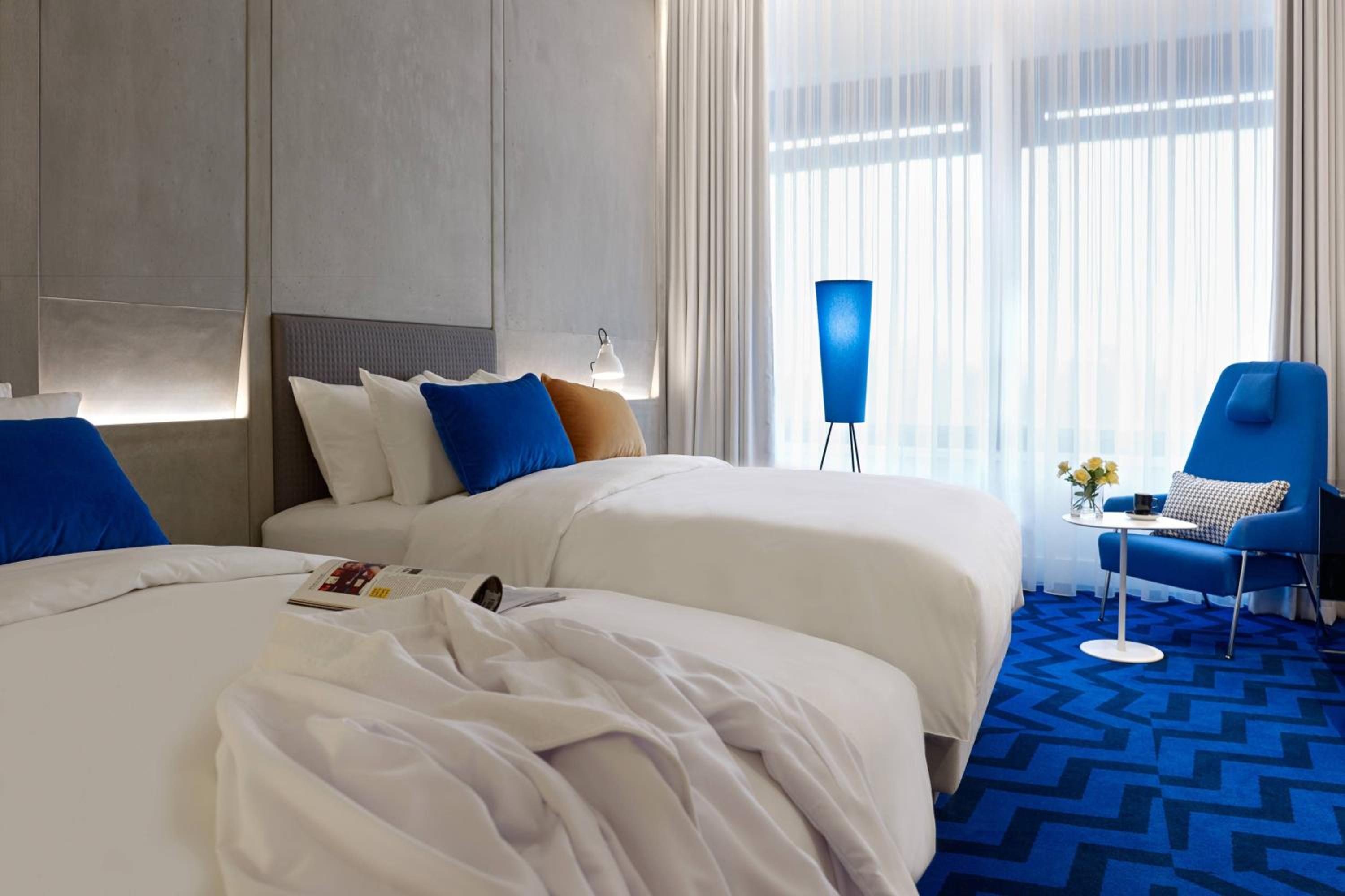 Room with Two Double Beds photo 3