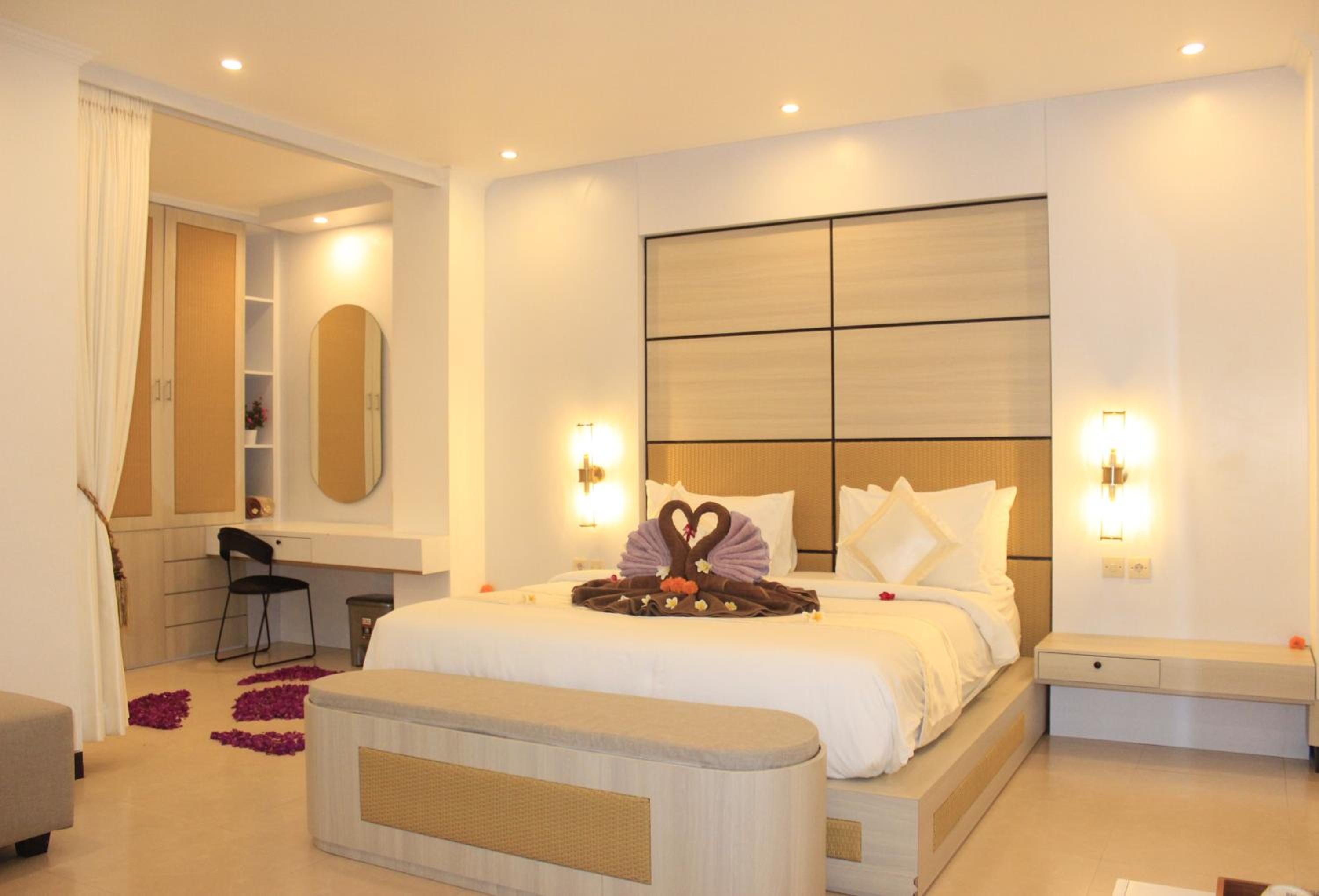 Junior Suite with Ocean View - Photo 1