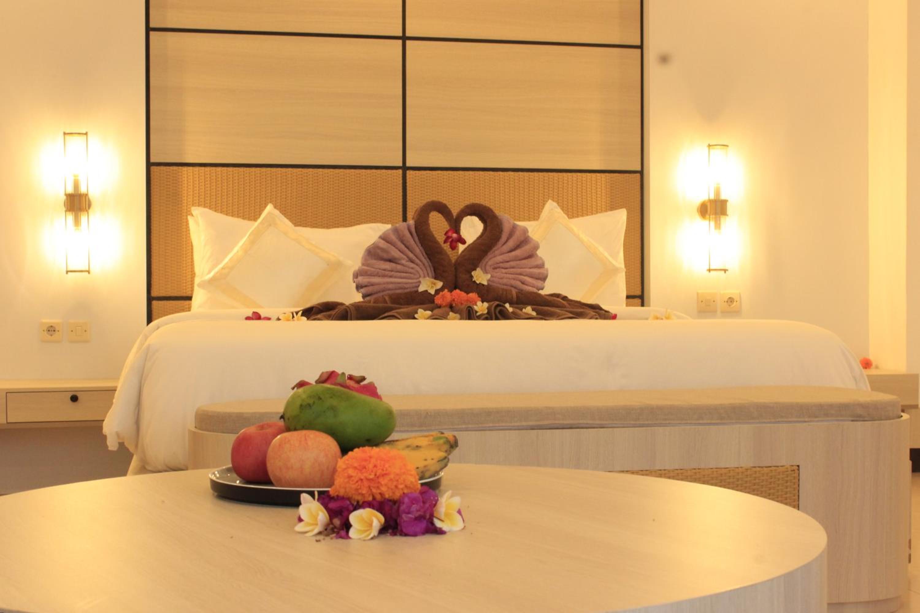Junior Suite with Ocean View - Photo 4