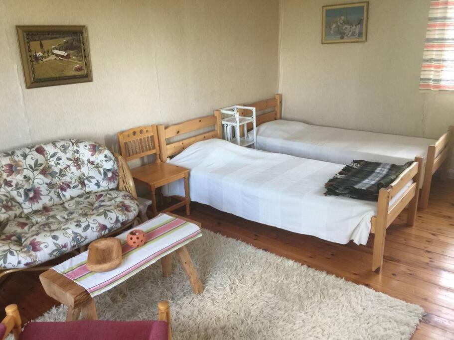 One-Bedroom House photo 1
