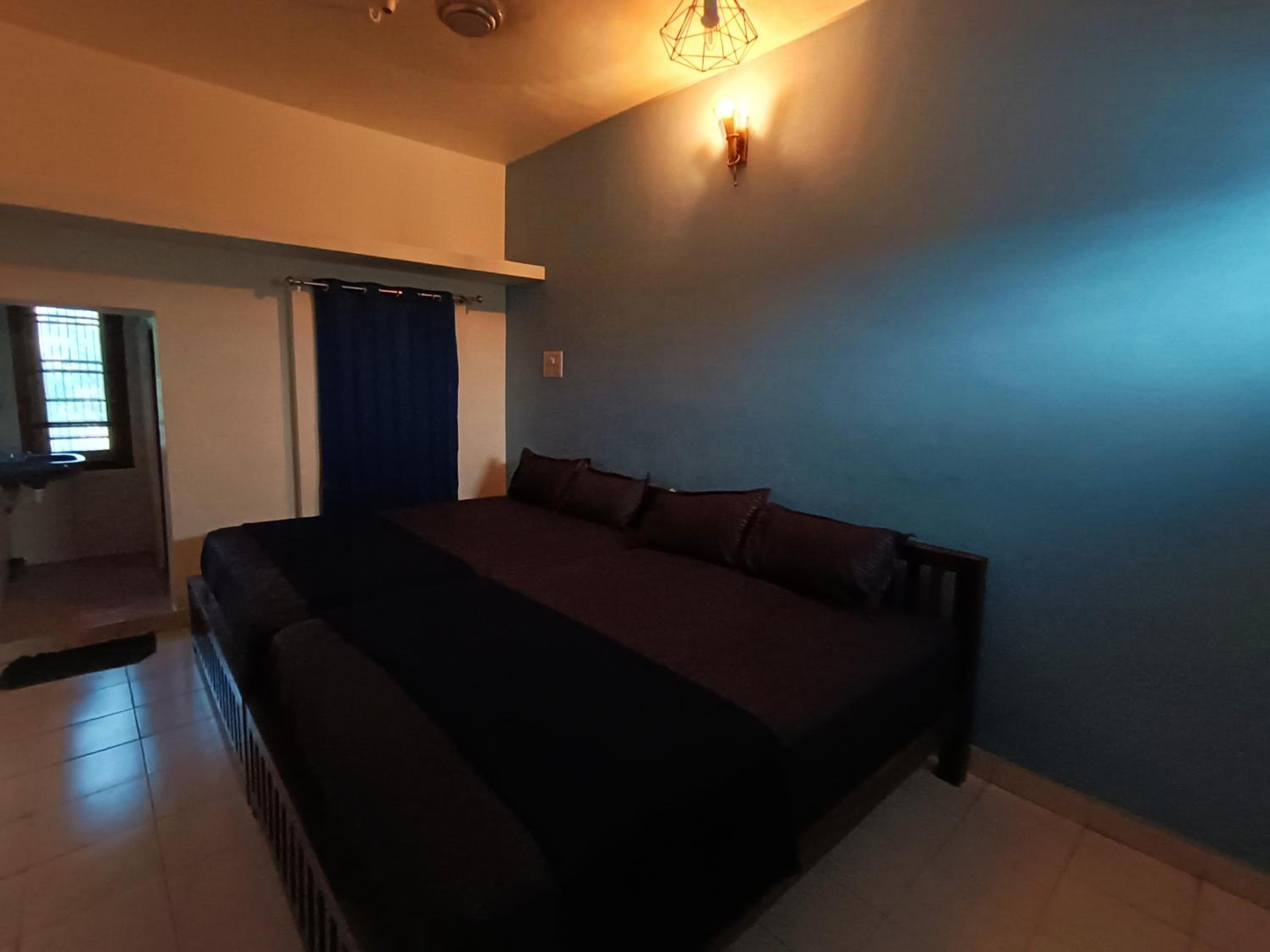 Executive Queen Room with Two Queen Beds - Photo 2