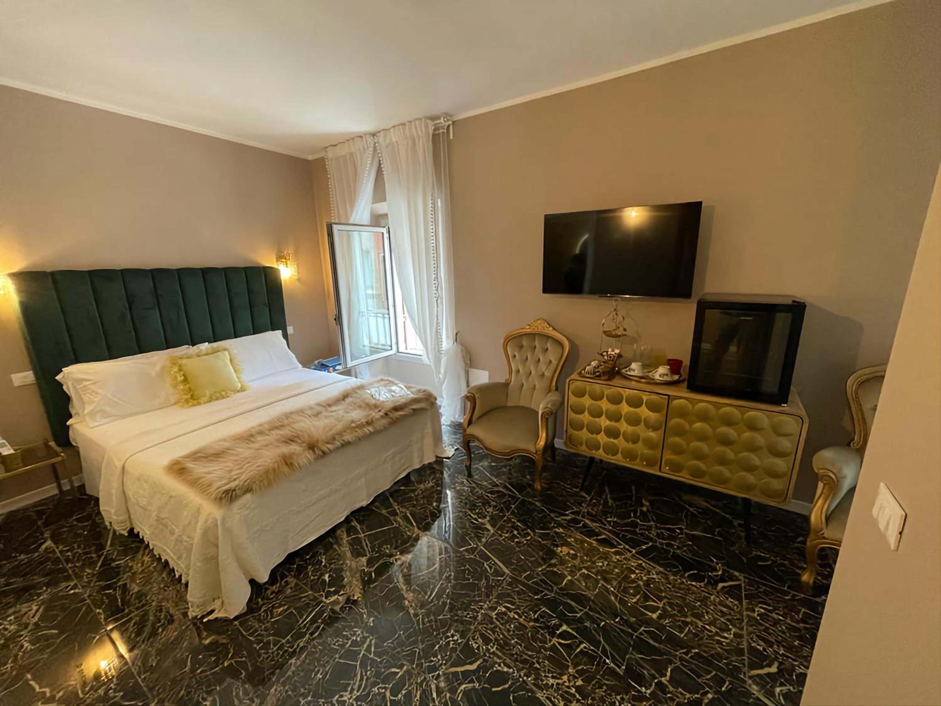 Deluxe Queen Room photo 1