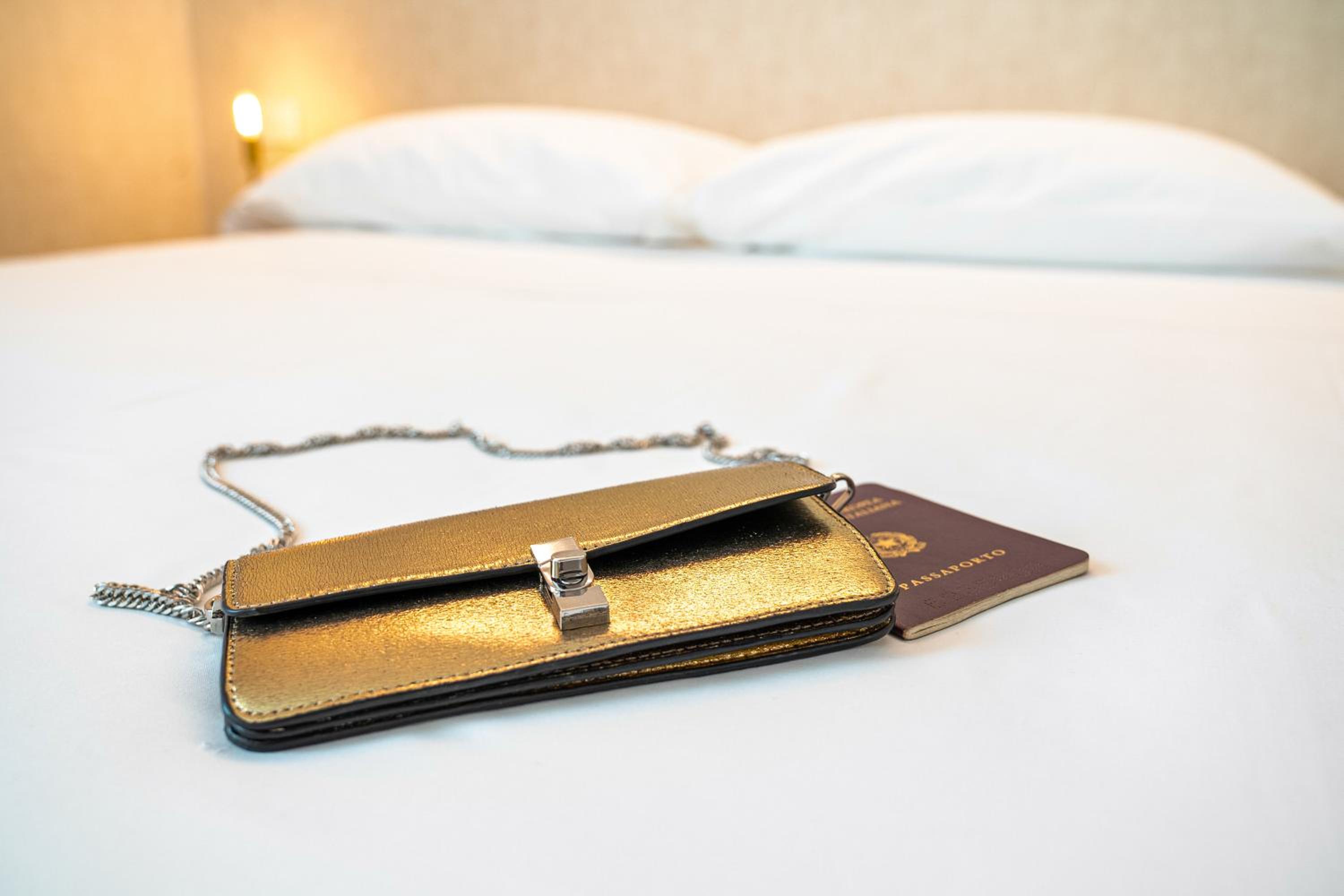 Deluxe Double or Twin Room - Photo 3