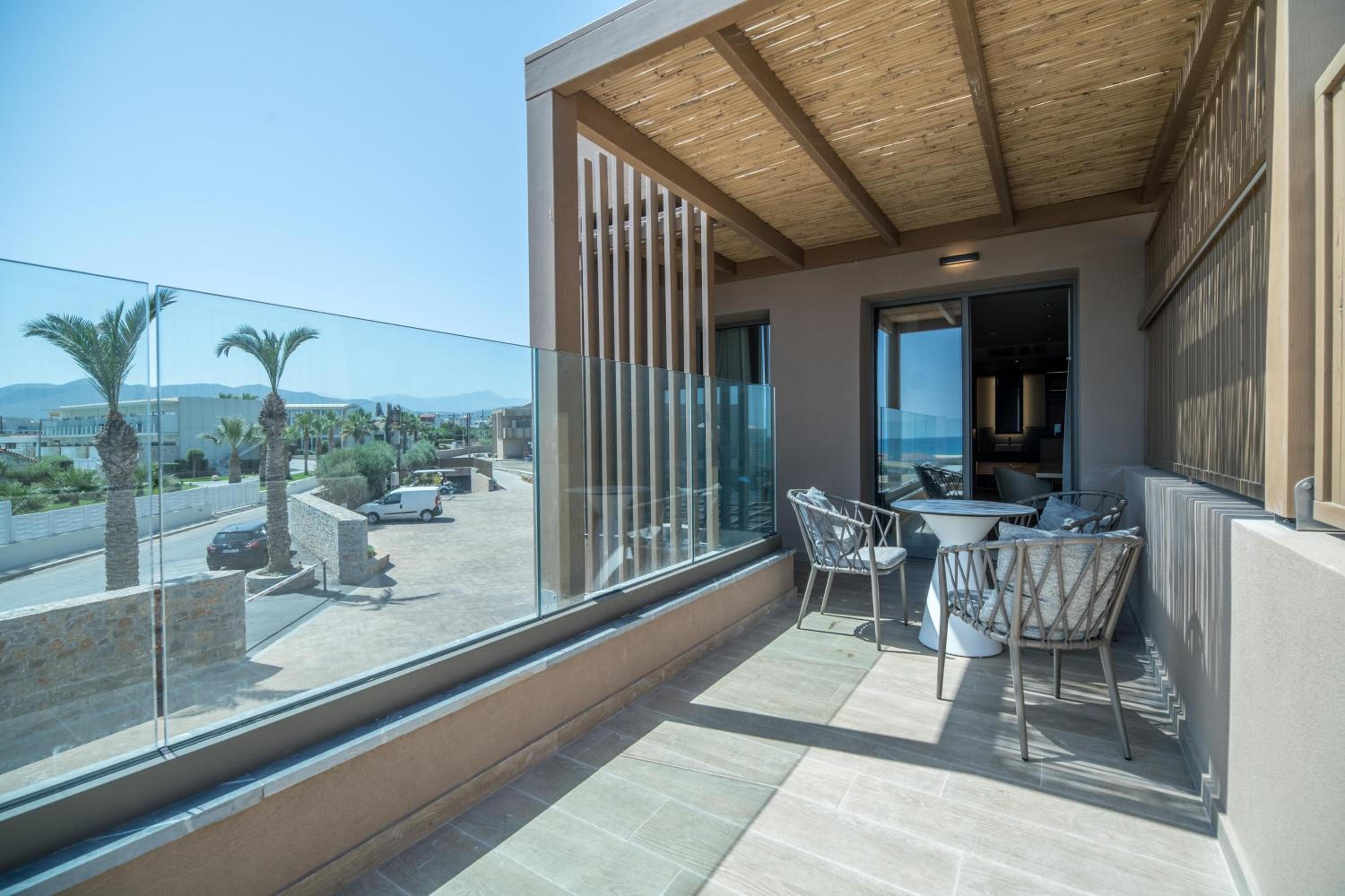 Classic Family Room with Sea View