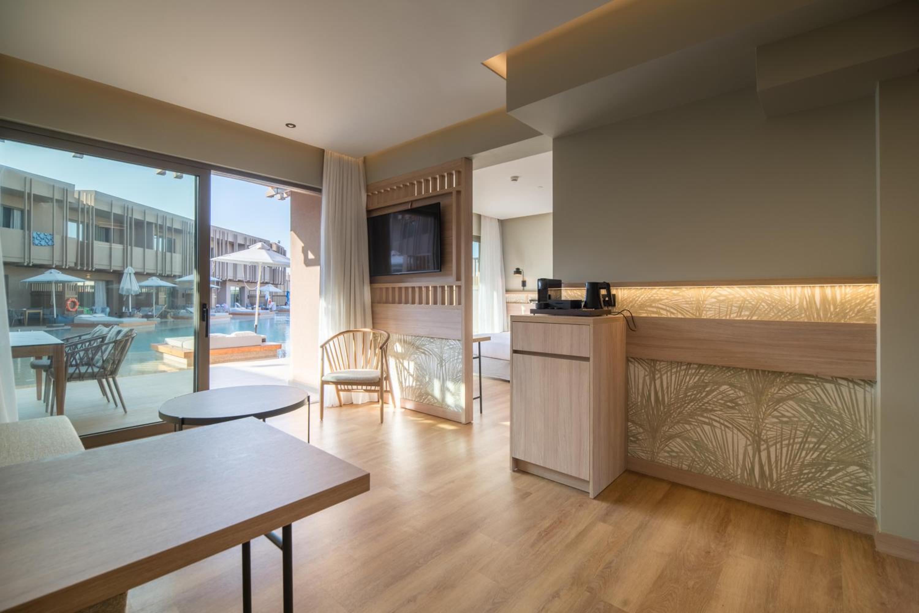 Petite Suite with Pool Access