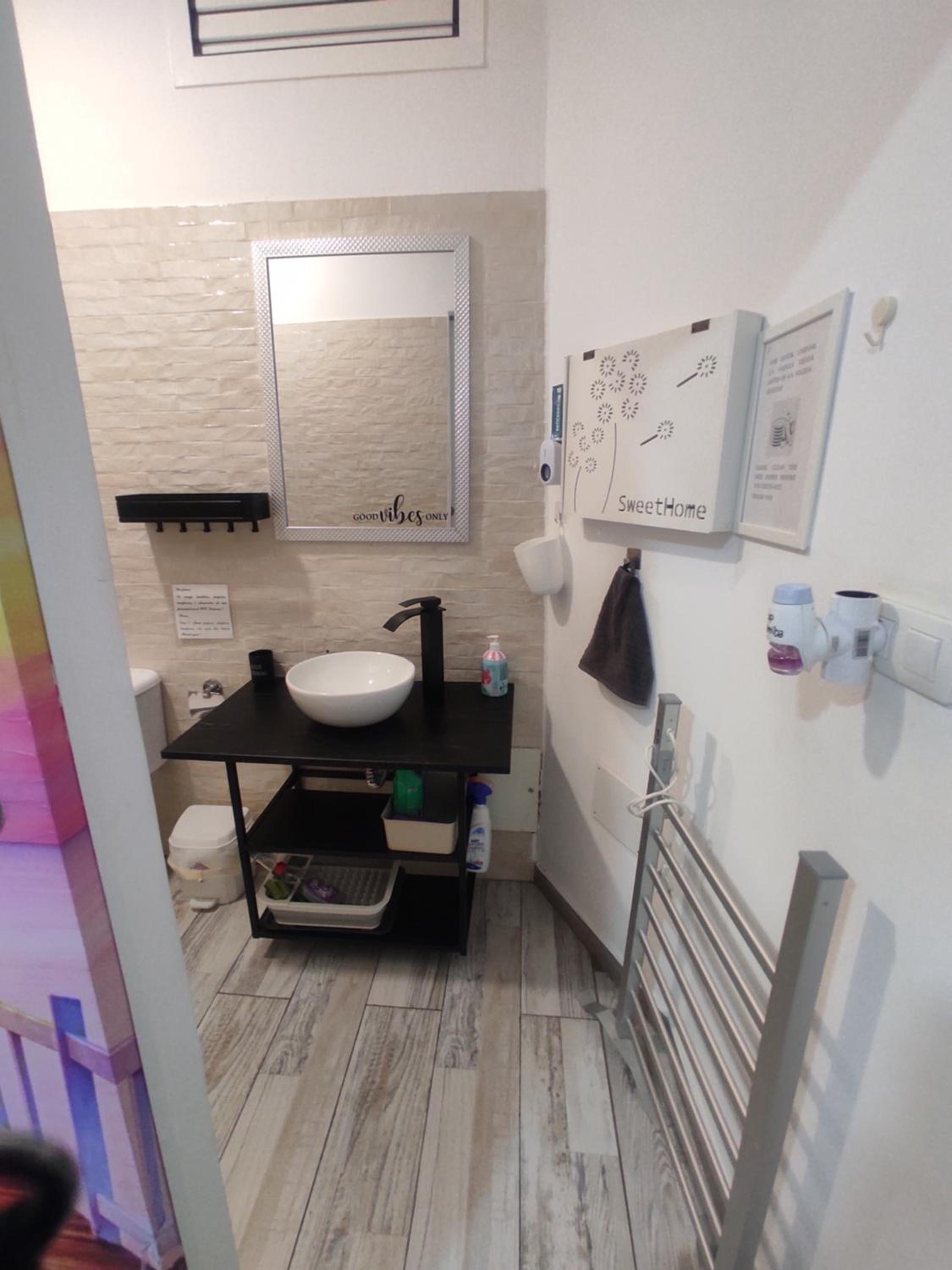 Studio Apartment - Photo 27