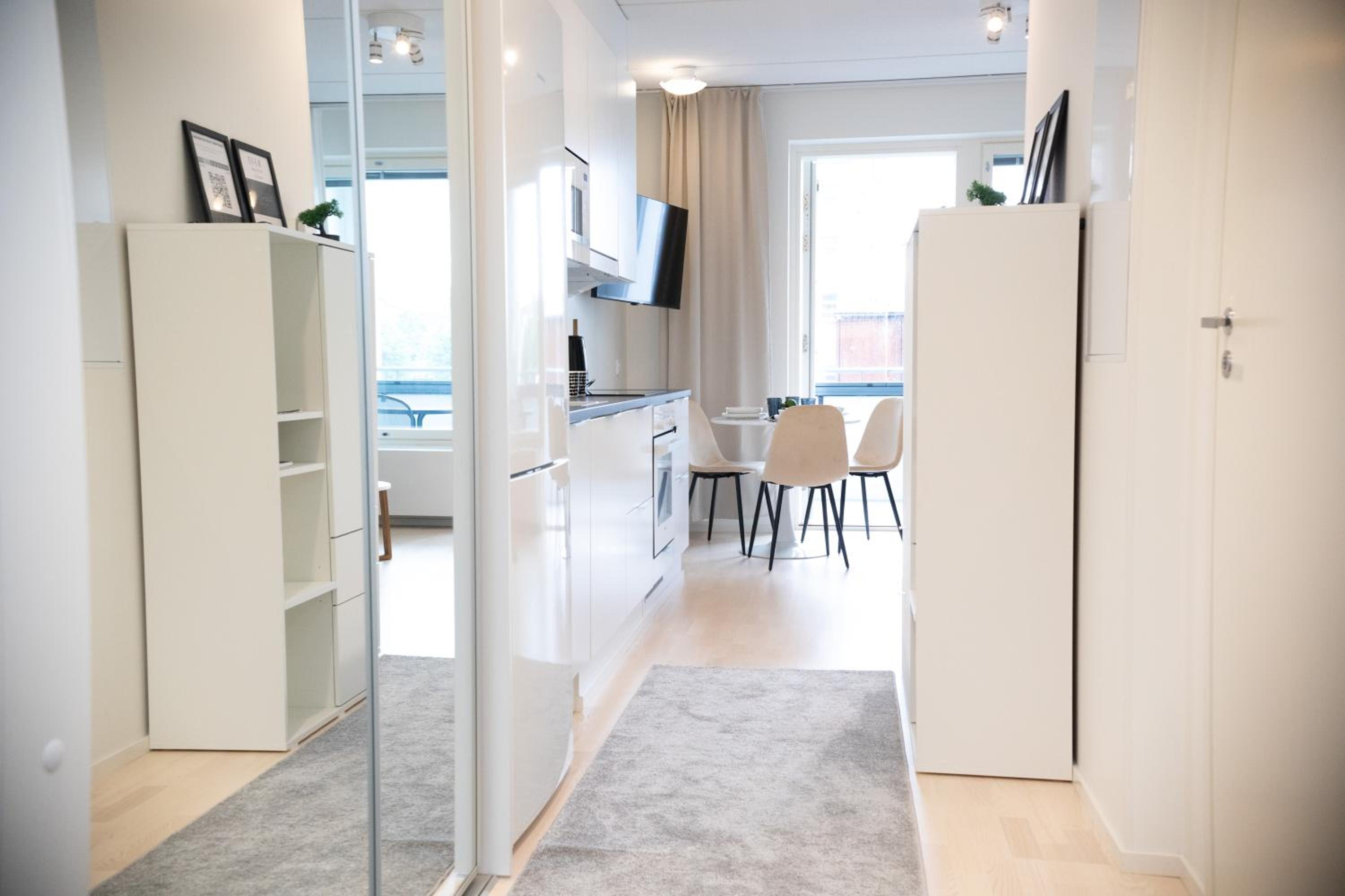 Studio Apartment with Balcony photo 1