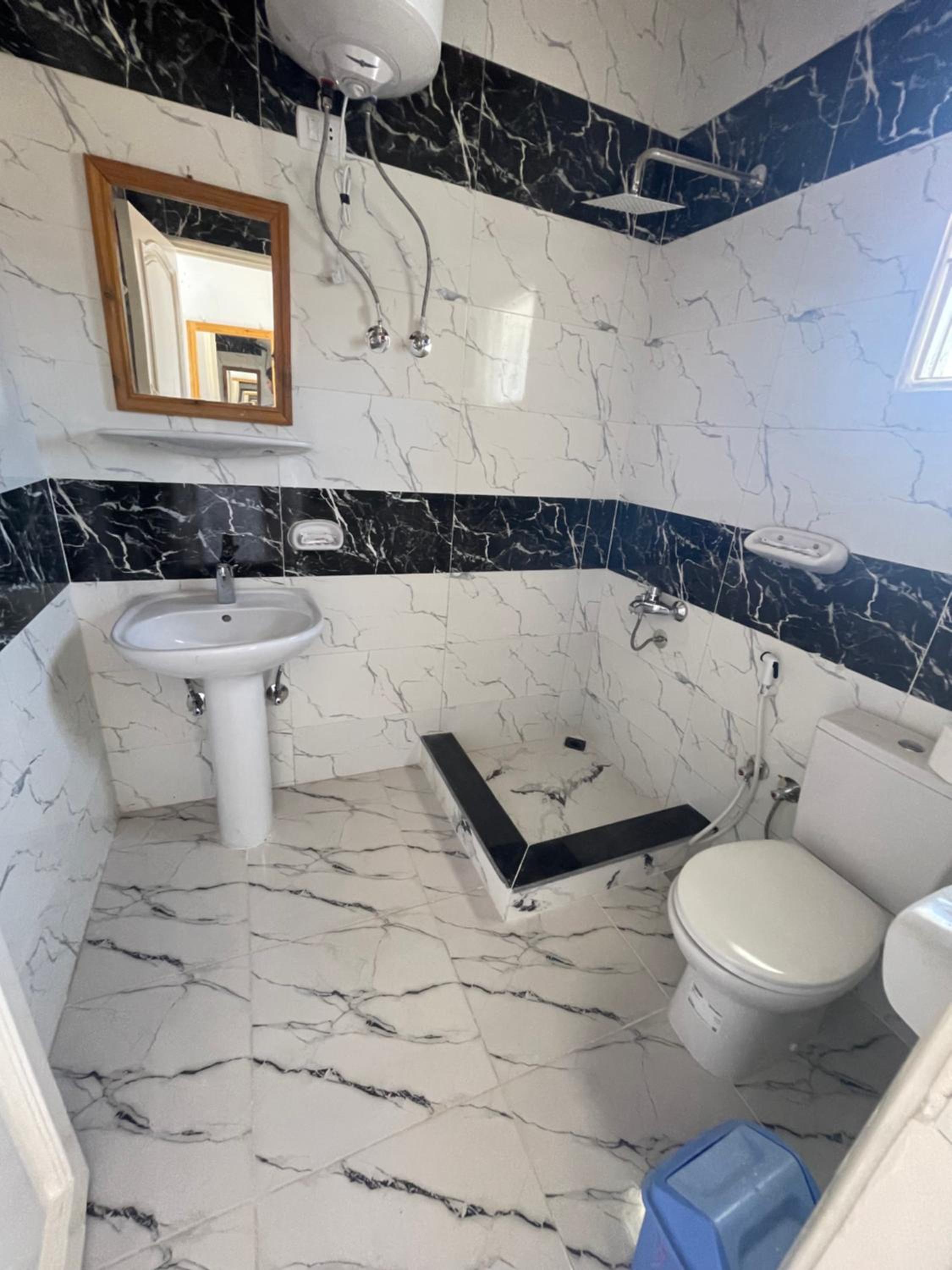Habitación Triple con Baño Privado
