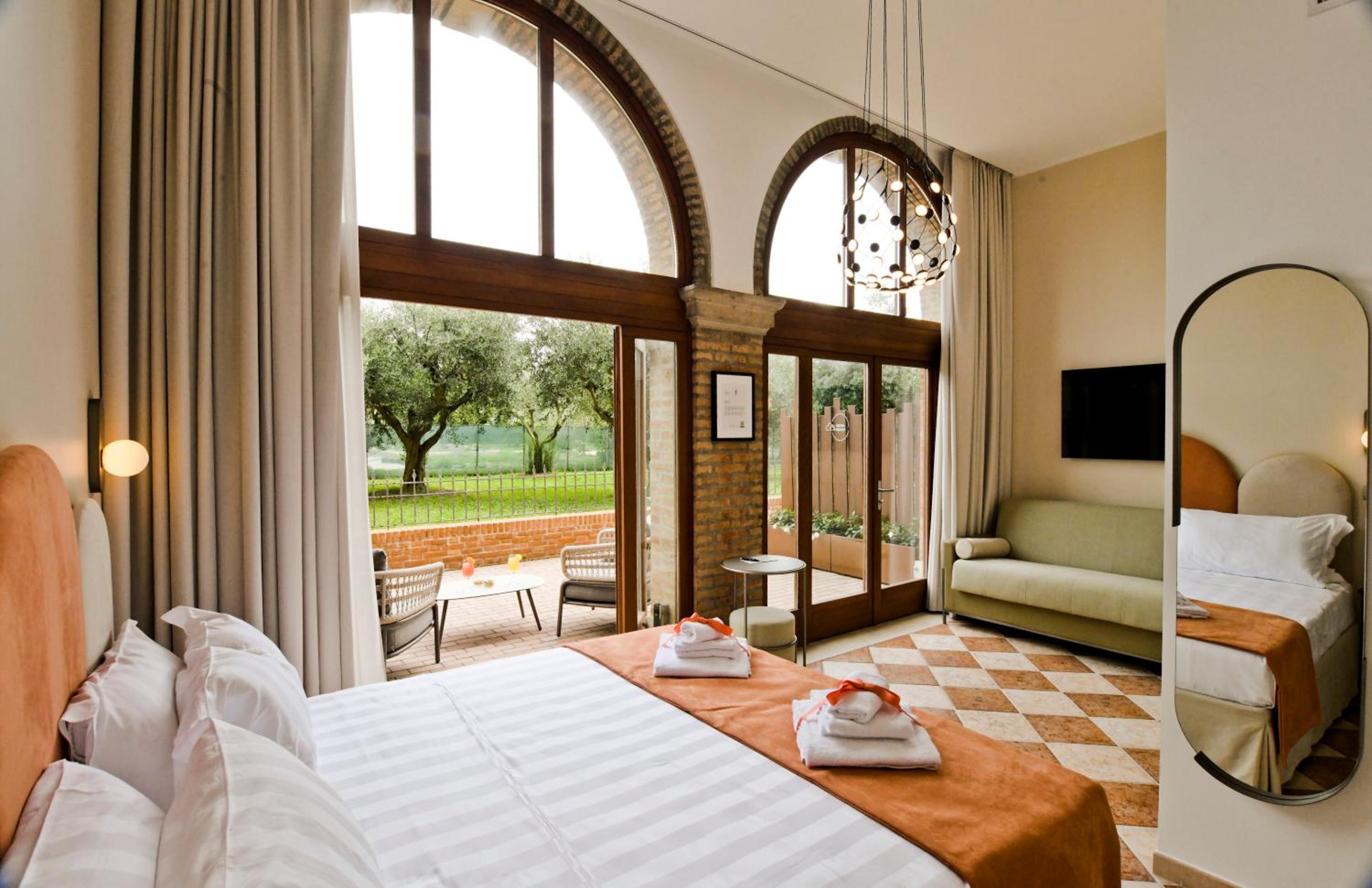 Double Room with Patio