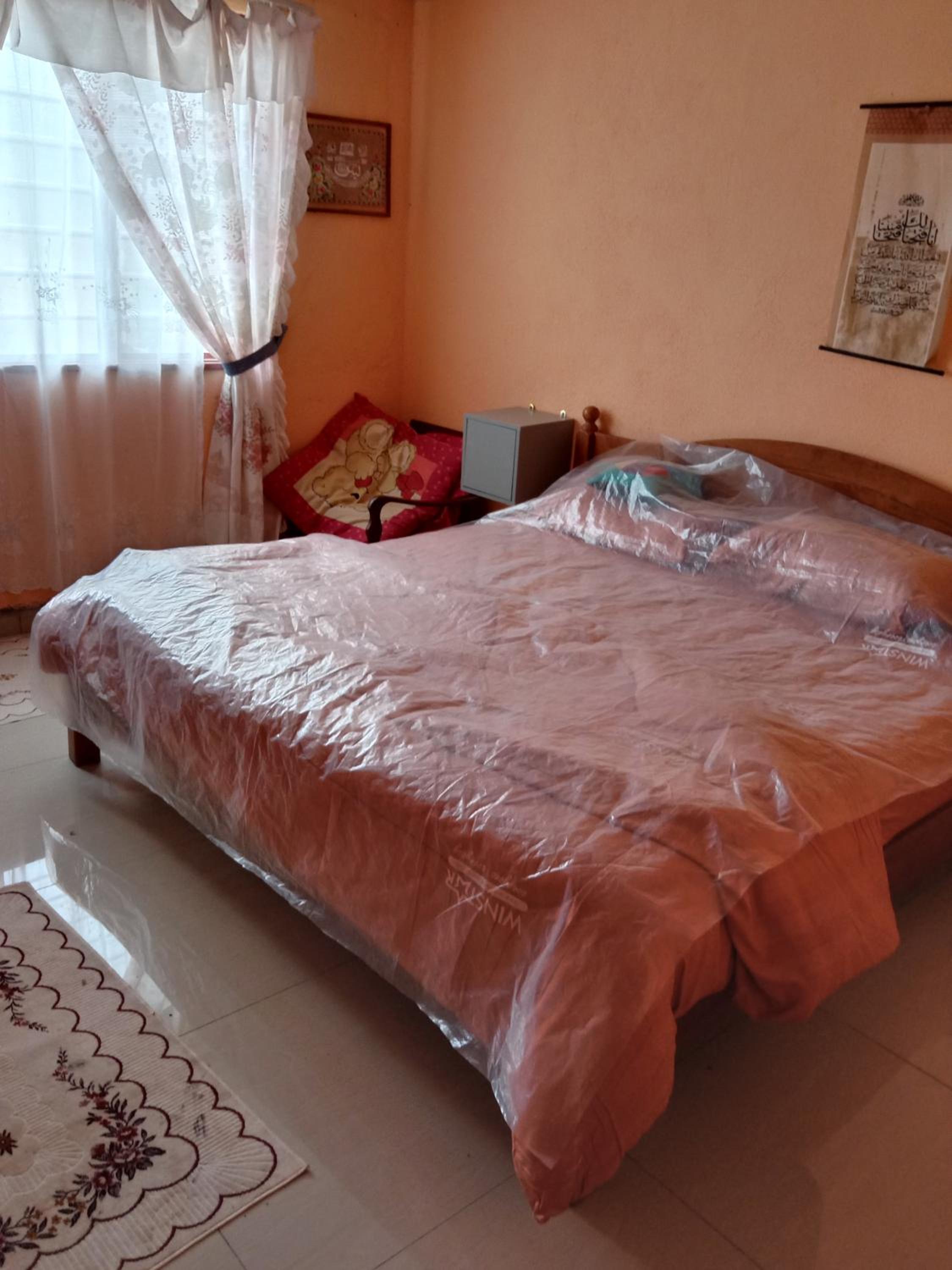 Double or Twin Room with Shared Bathroom photo 2