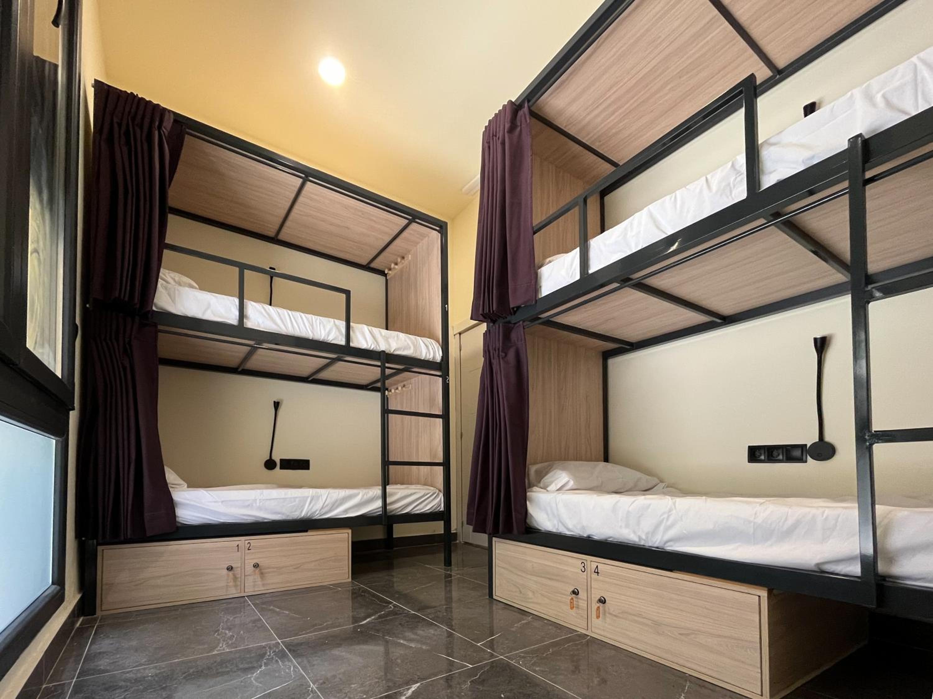 Cama en habitación compartida de 4 camas