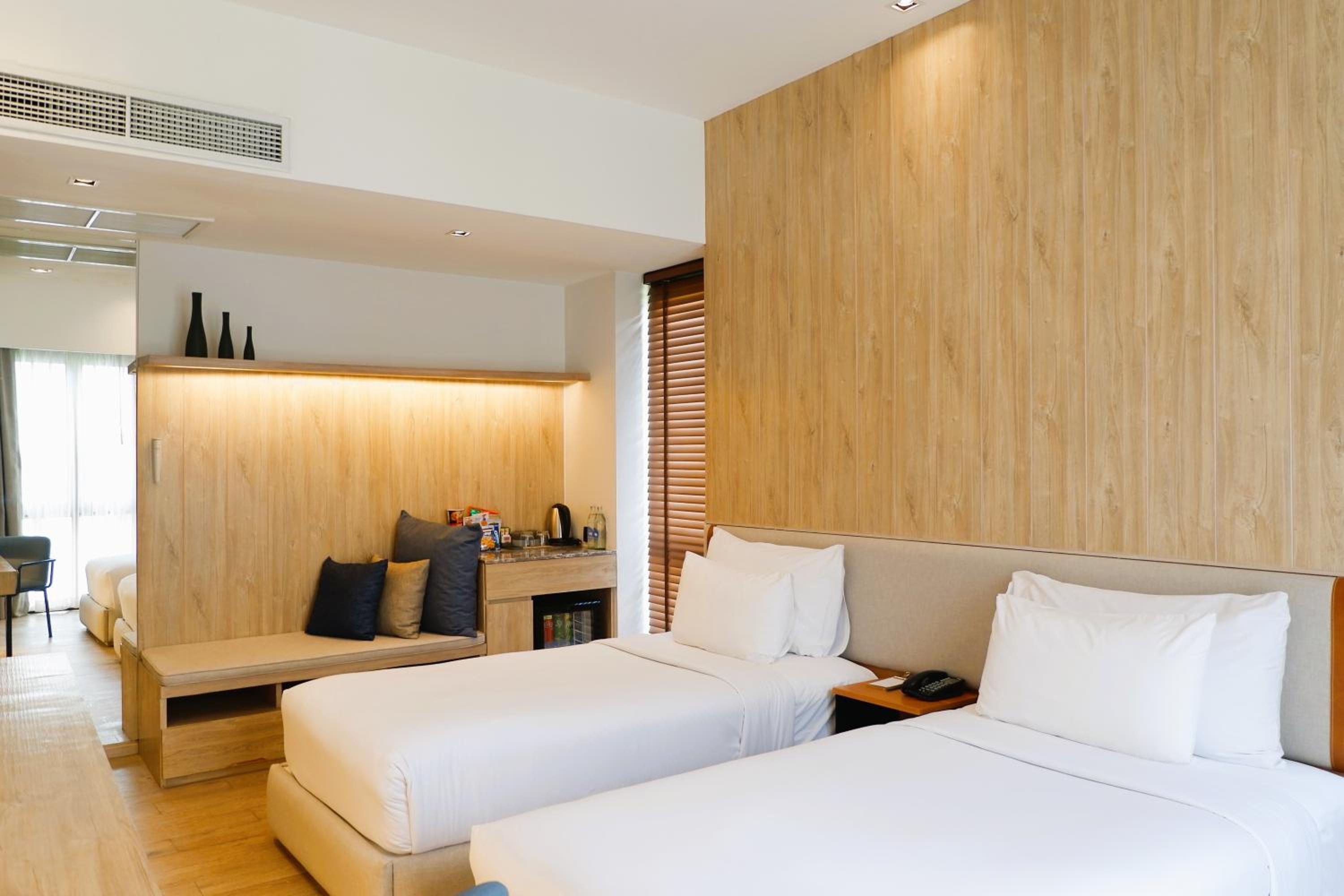 Deluxe Twin Room photo 2
