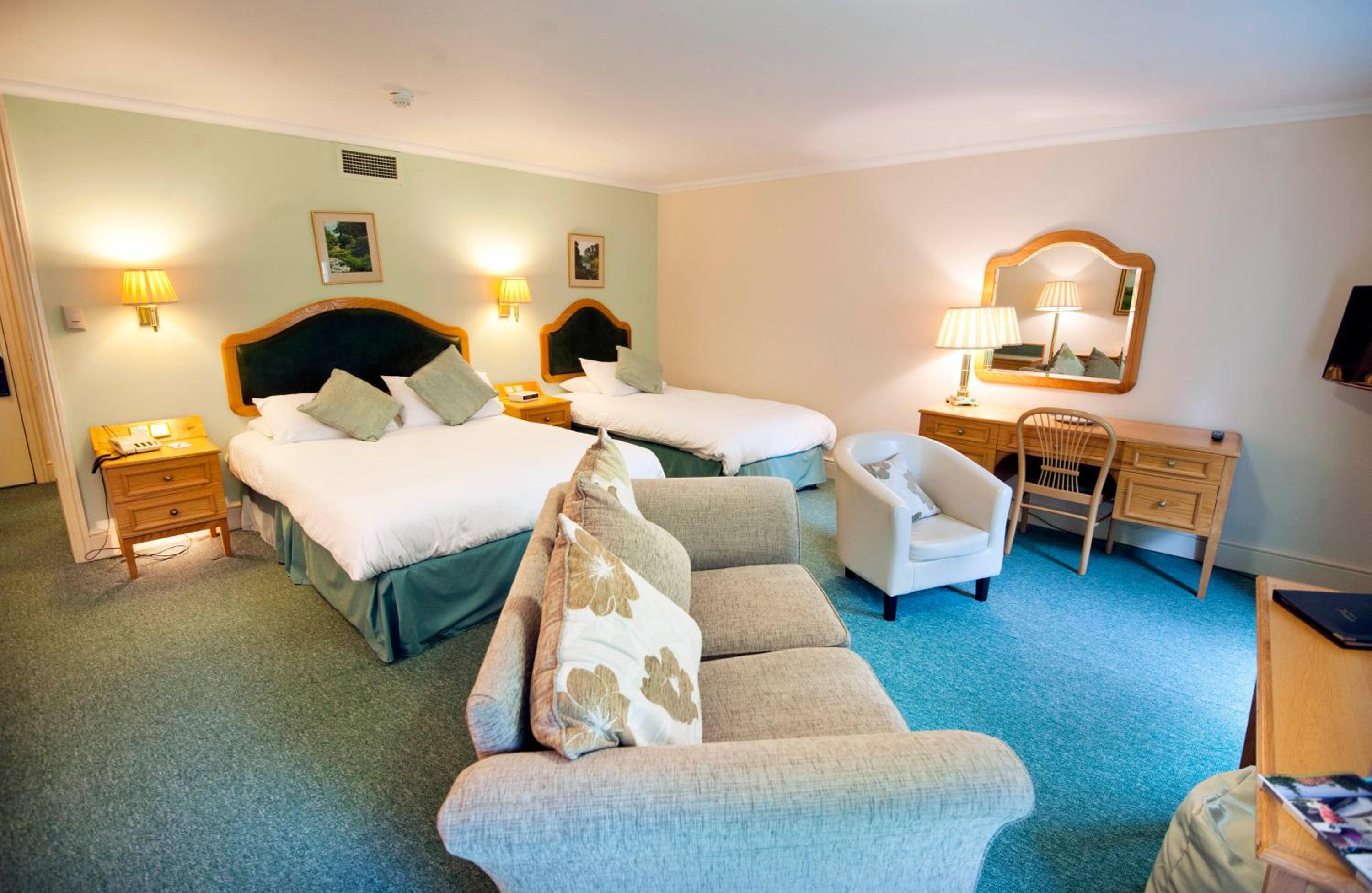 Superior Triple Room photo 3