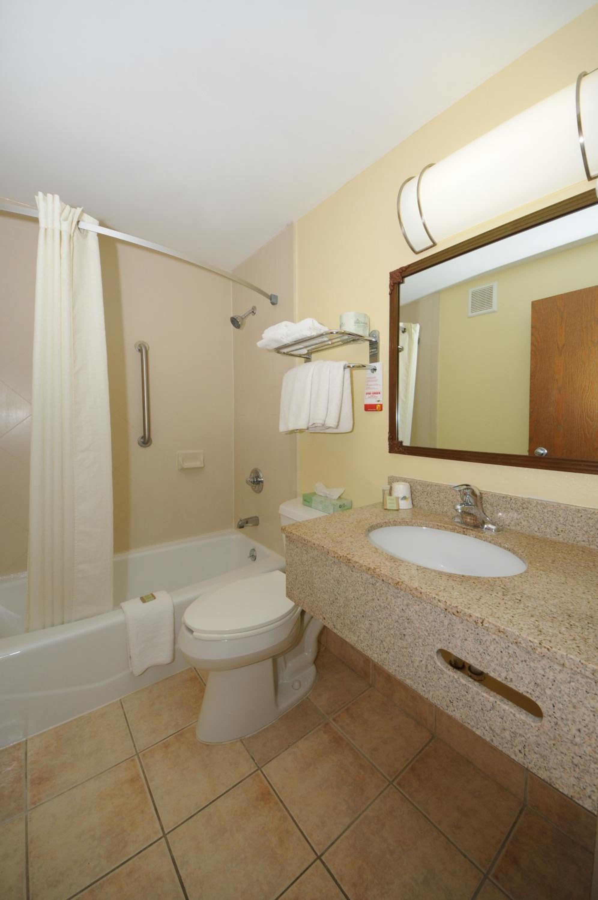 Double Room - Photo 3