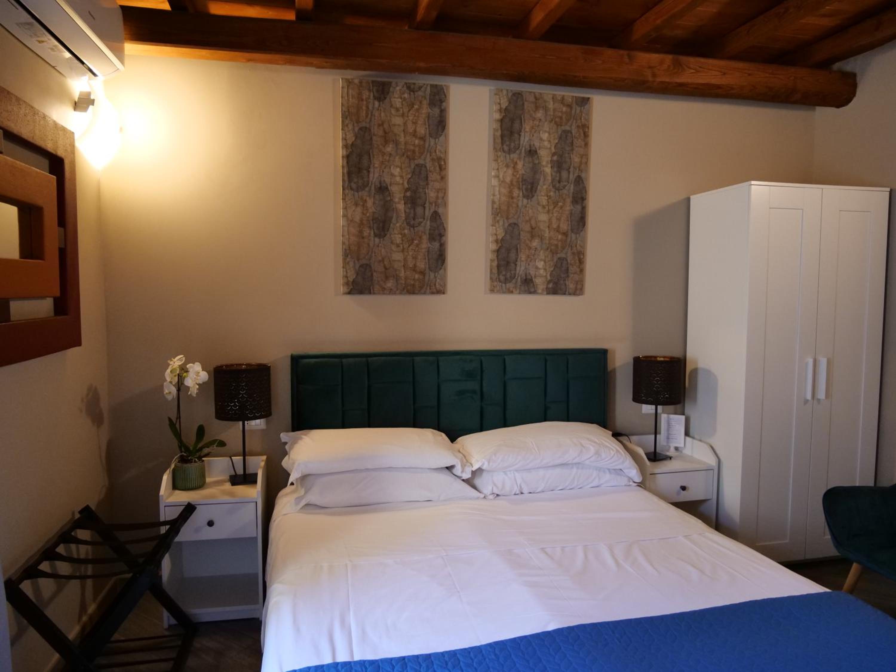 Superior Double Room - Photo 4
