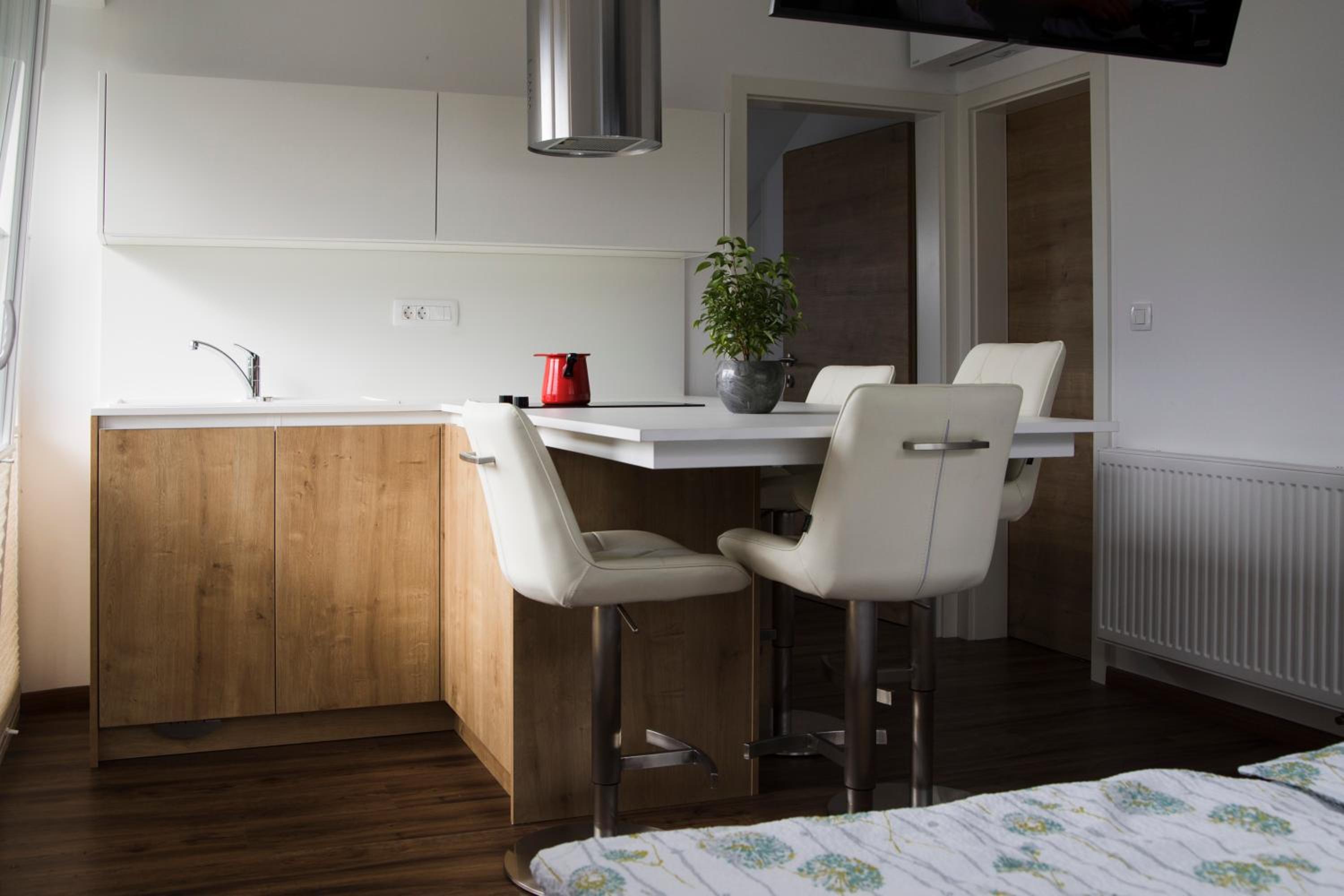 Apartment - Photo 1