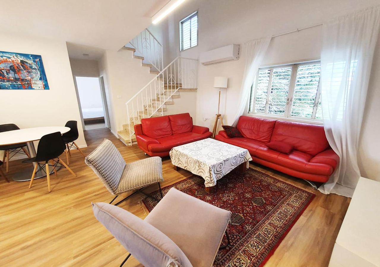 Three-Bedroom Apartment photo 1