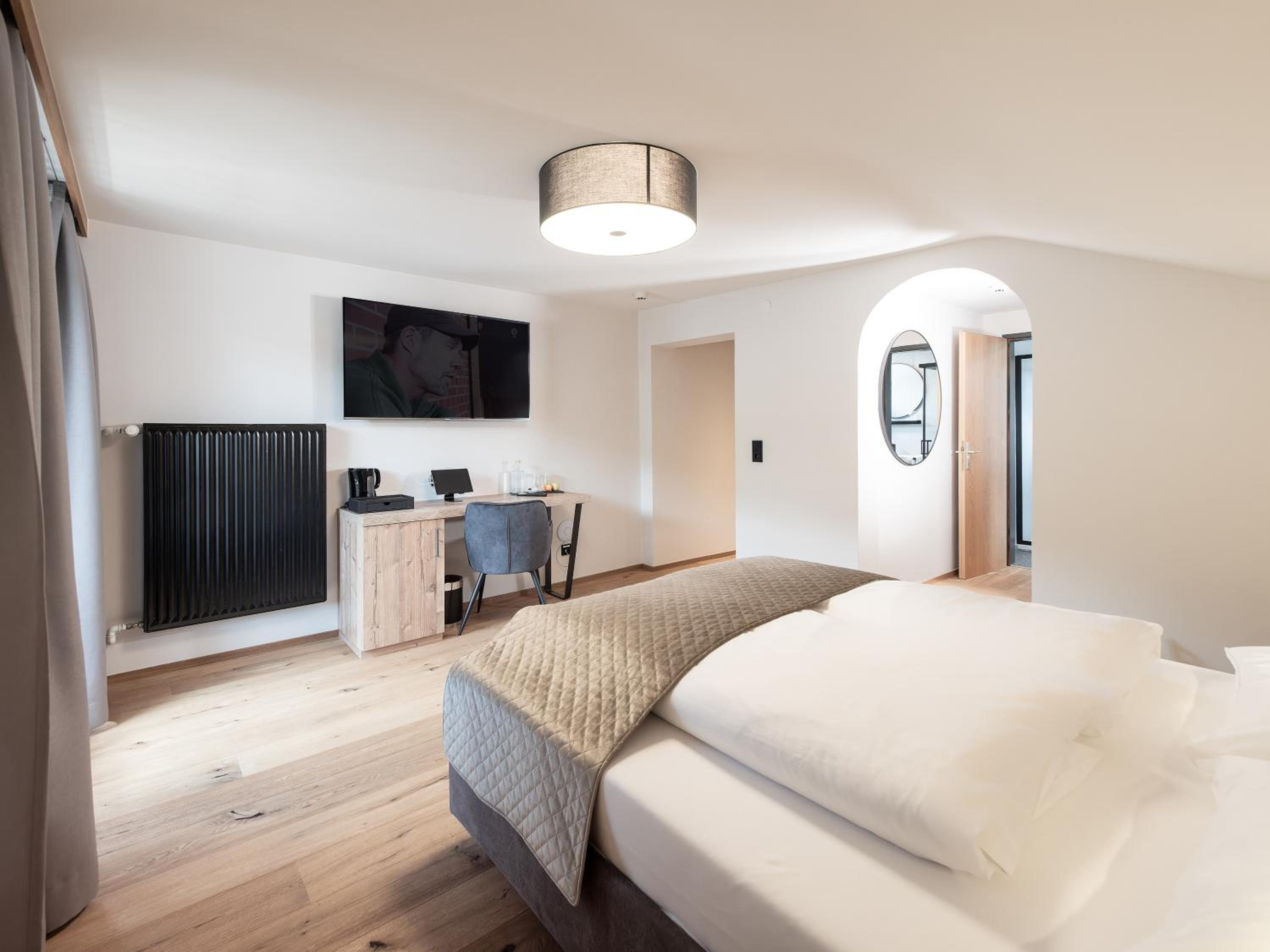 Deluxe Double Room with Balcony