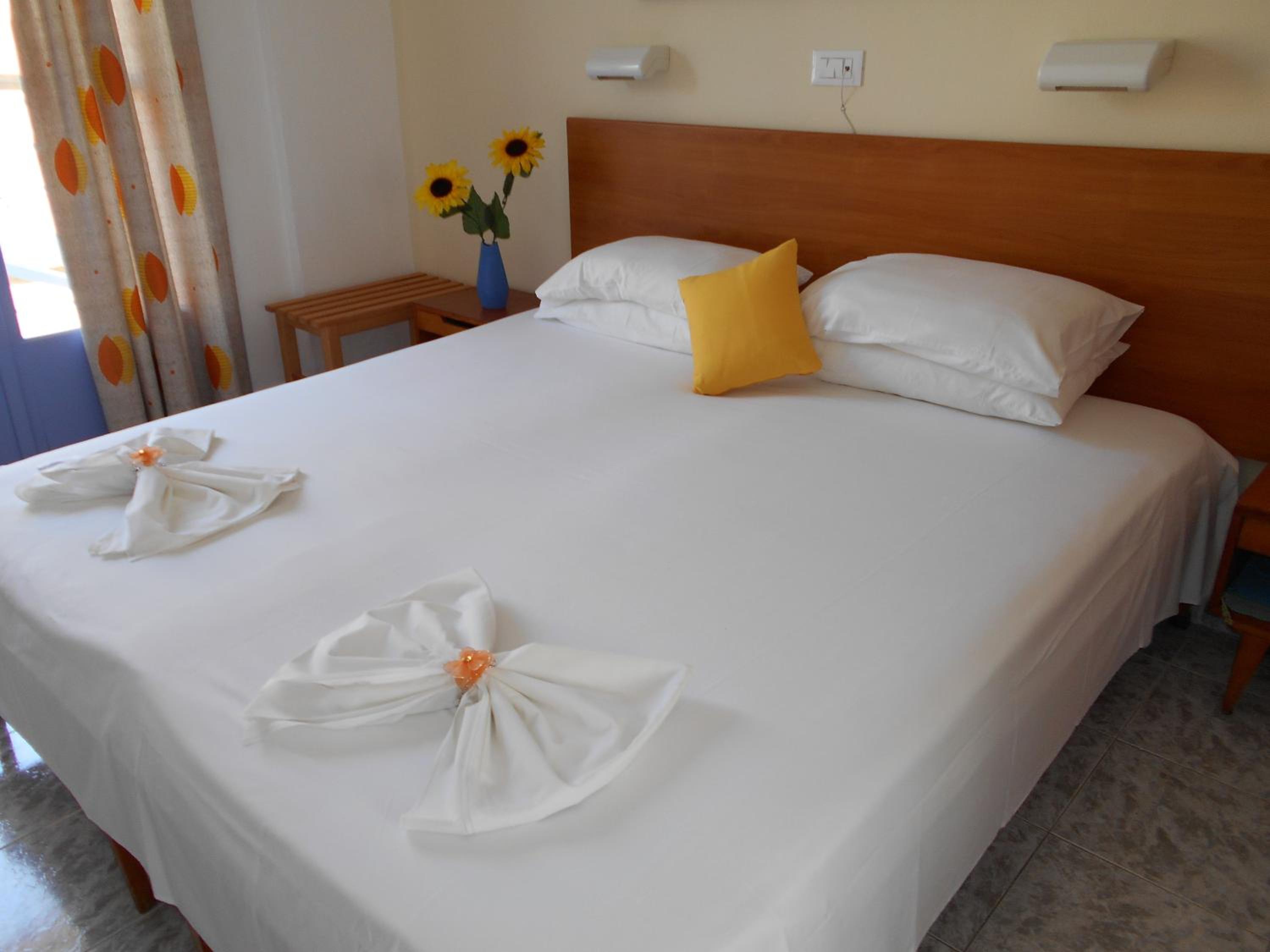 Standard King Room photo 1