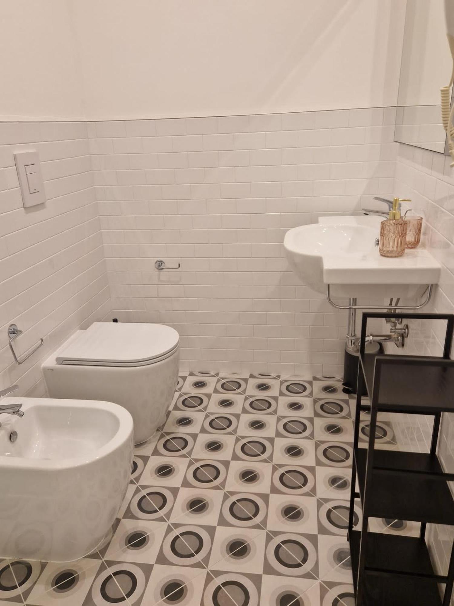 Family Room with Private Bathroom photo 3