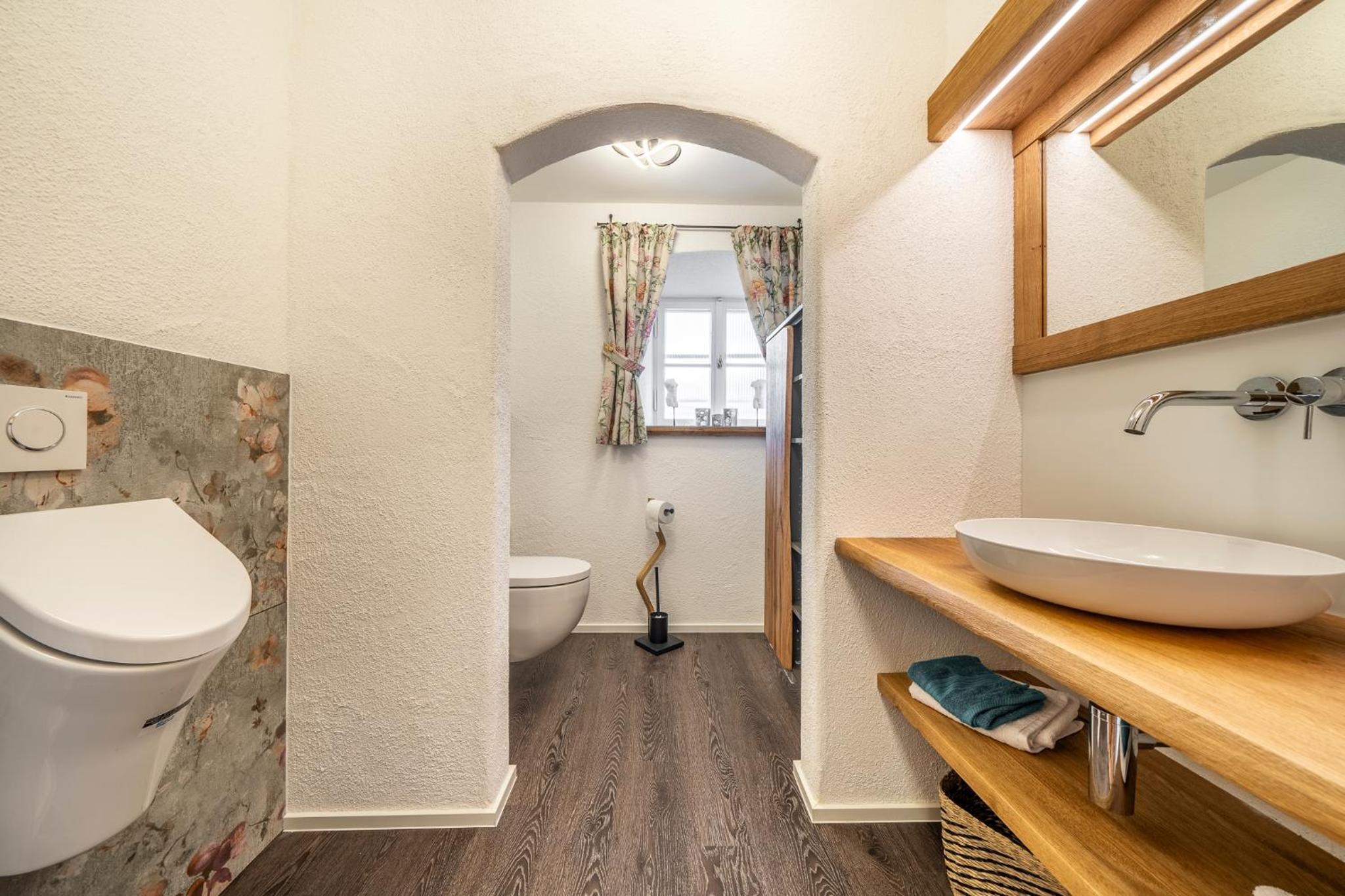 Three-Bedroom House photo 3