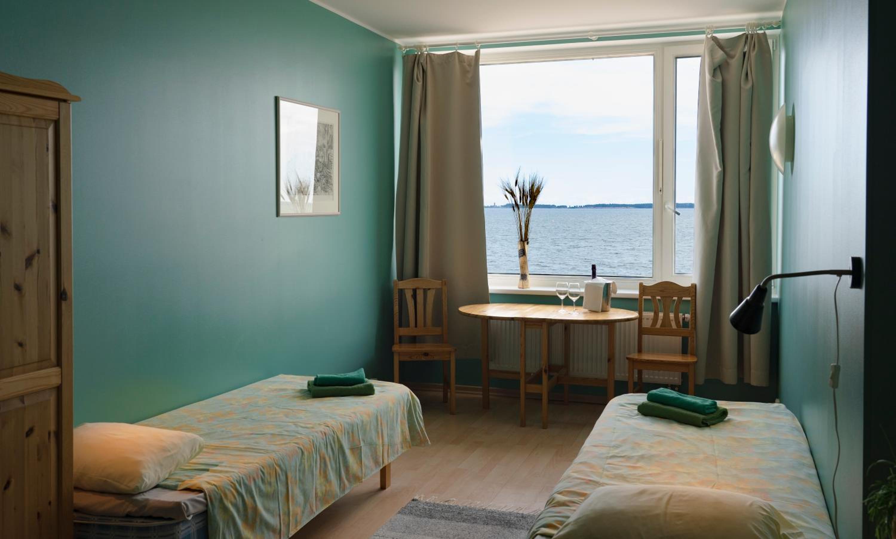 Standard Twin Room with Sea View photo 2