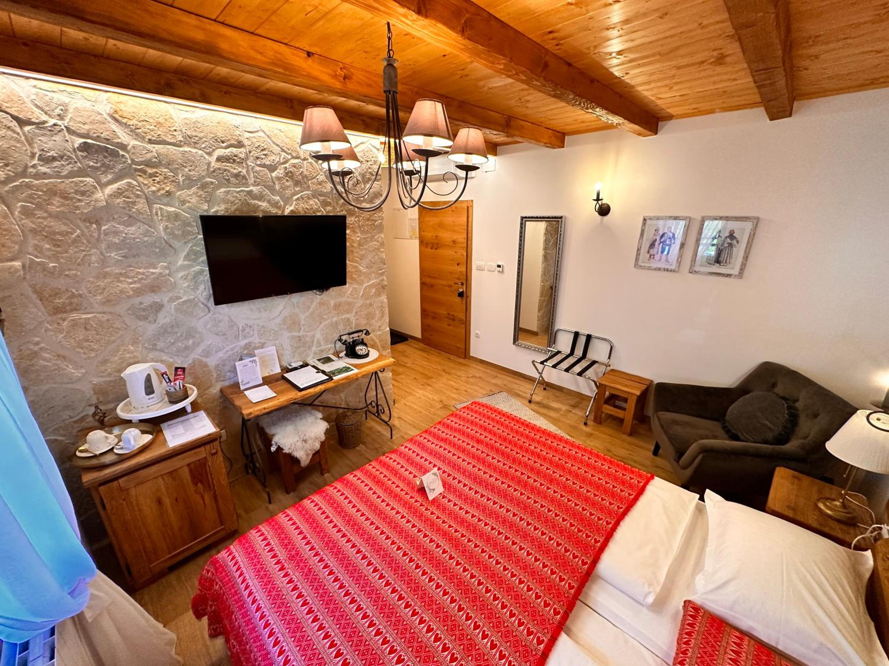 Superior Double Room - Photo 2