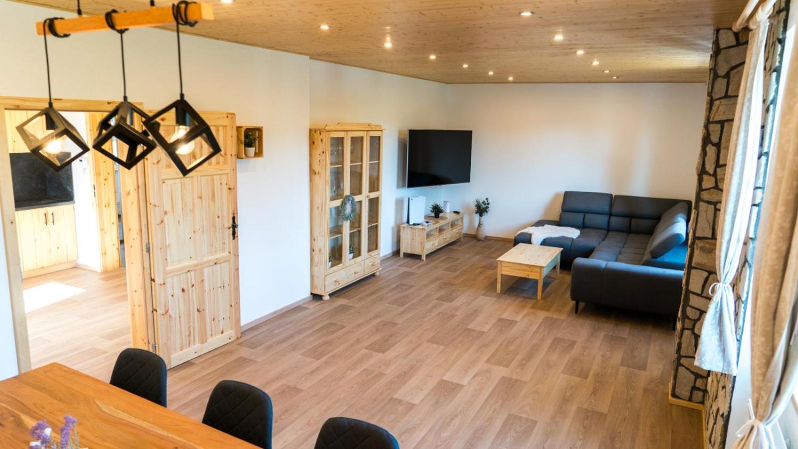 Chalet photo 2