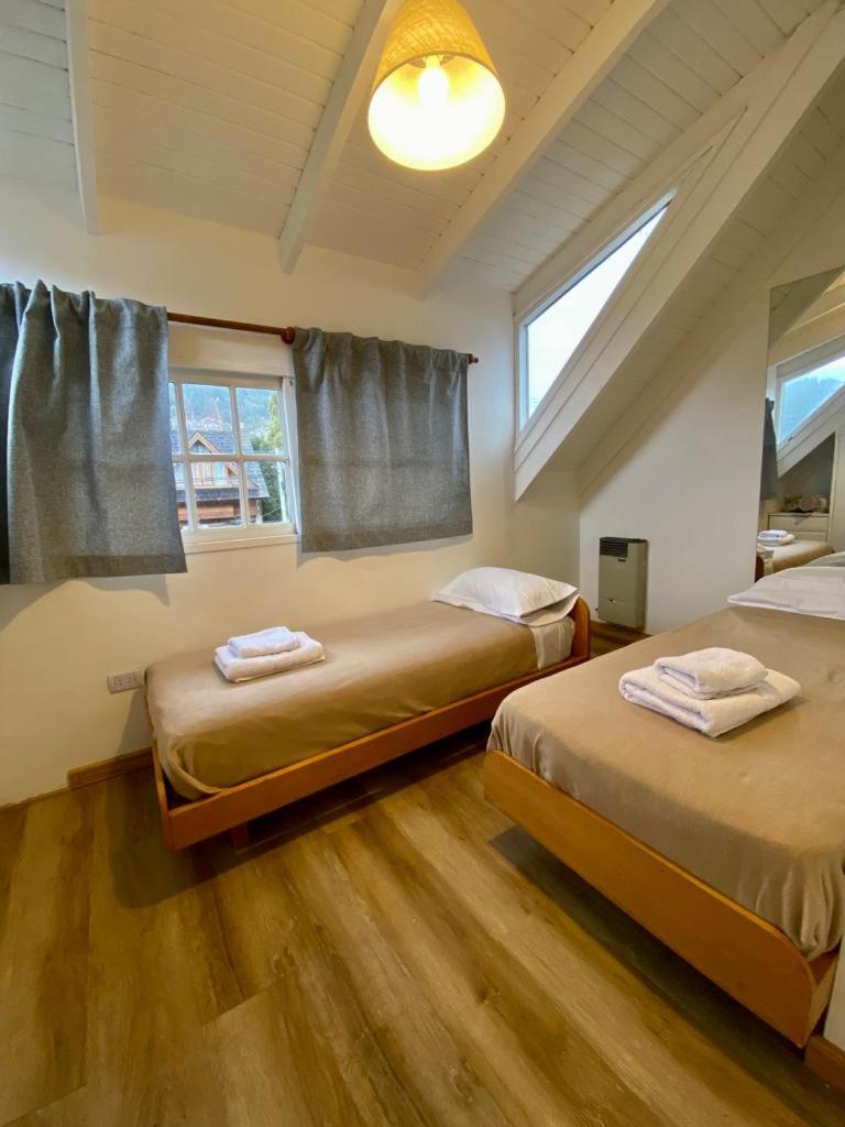 Two-Bedroom House photo 3