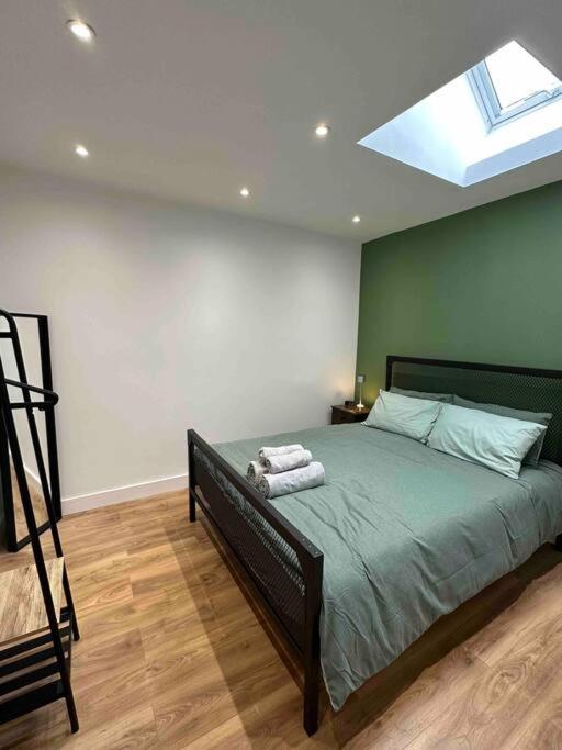 Two-Bedroom House photo 2