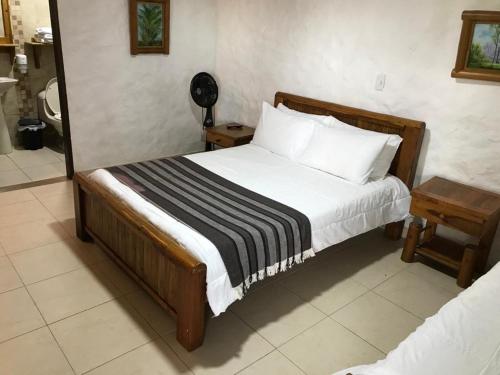 Standard Queen Room photo 1