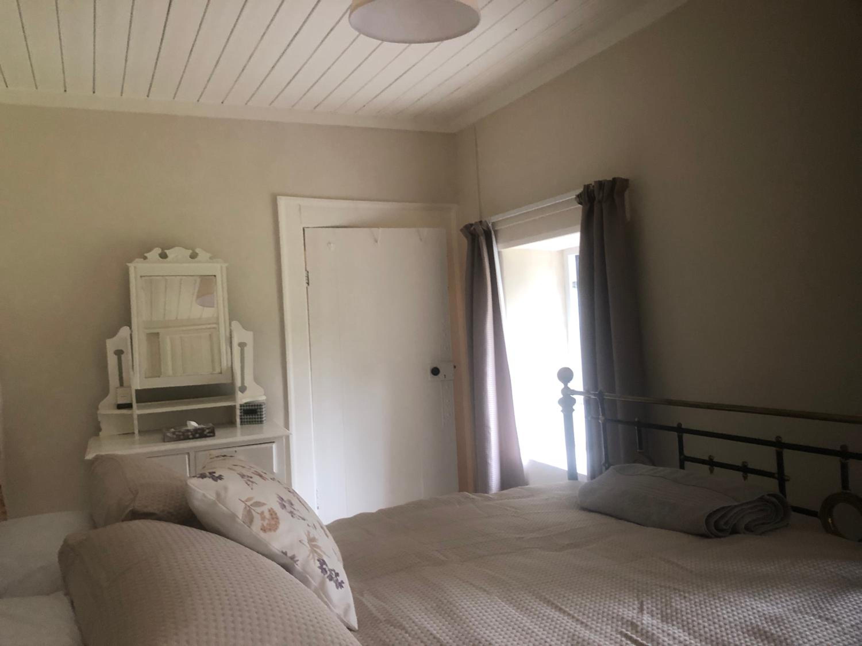 Two-Bedroom House photo 3