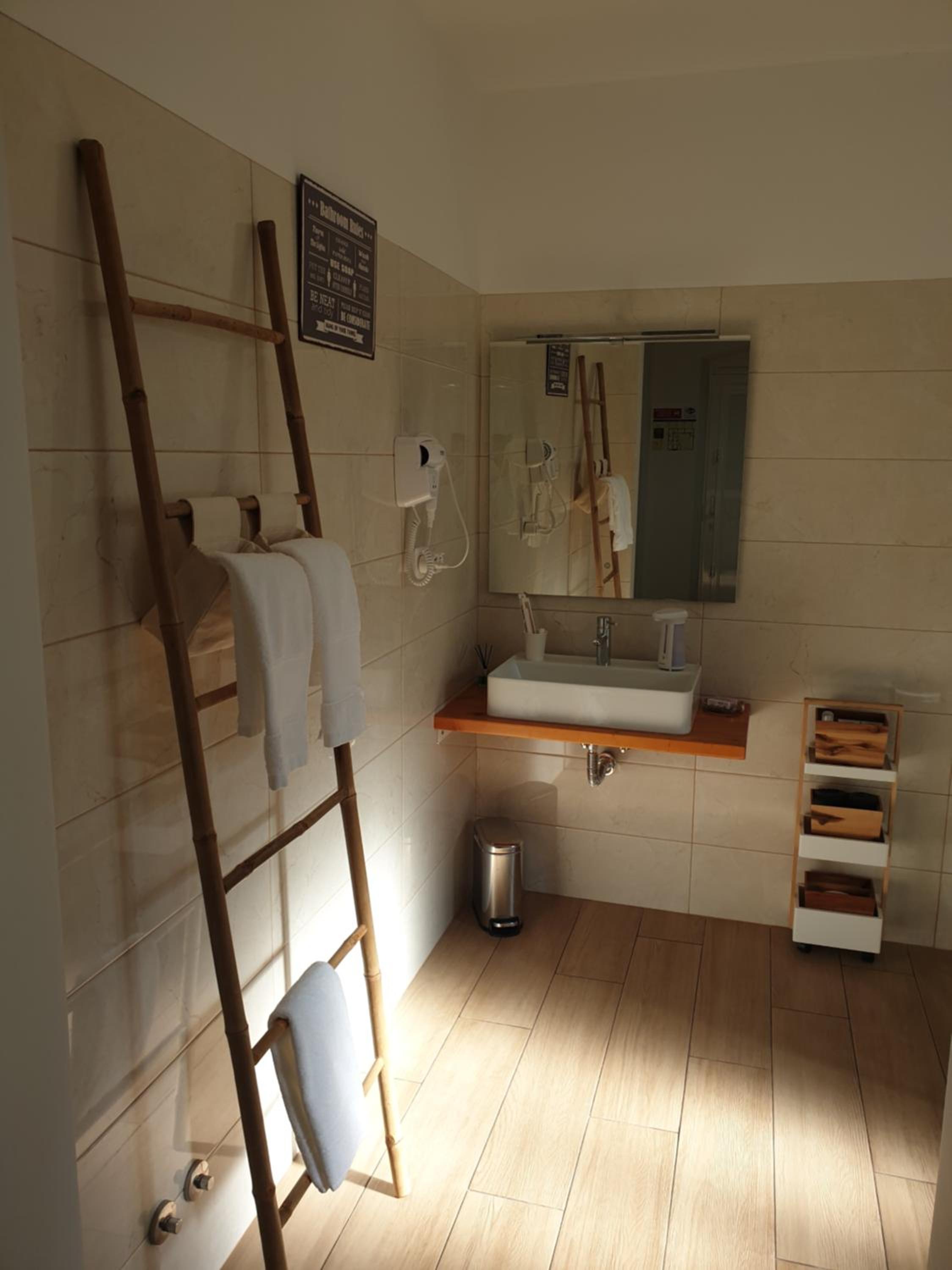 Double Room - Disability Access photo 2