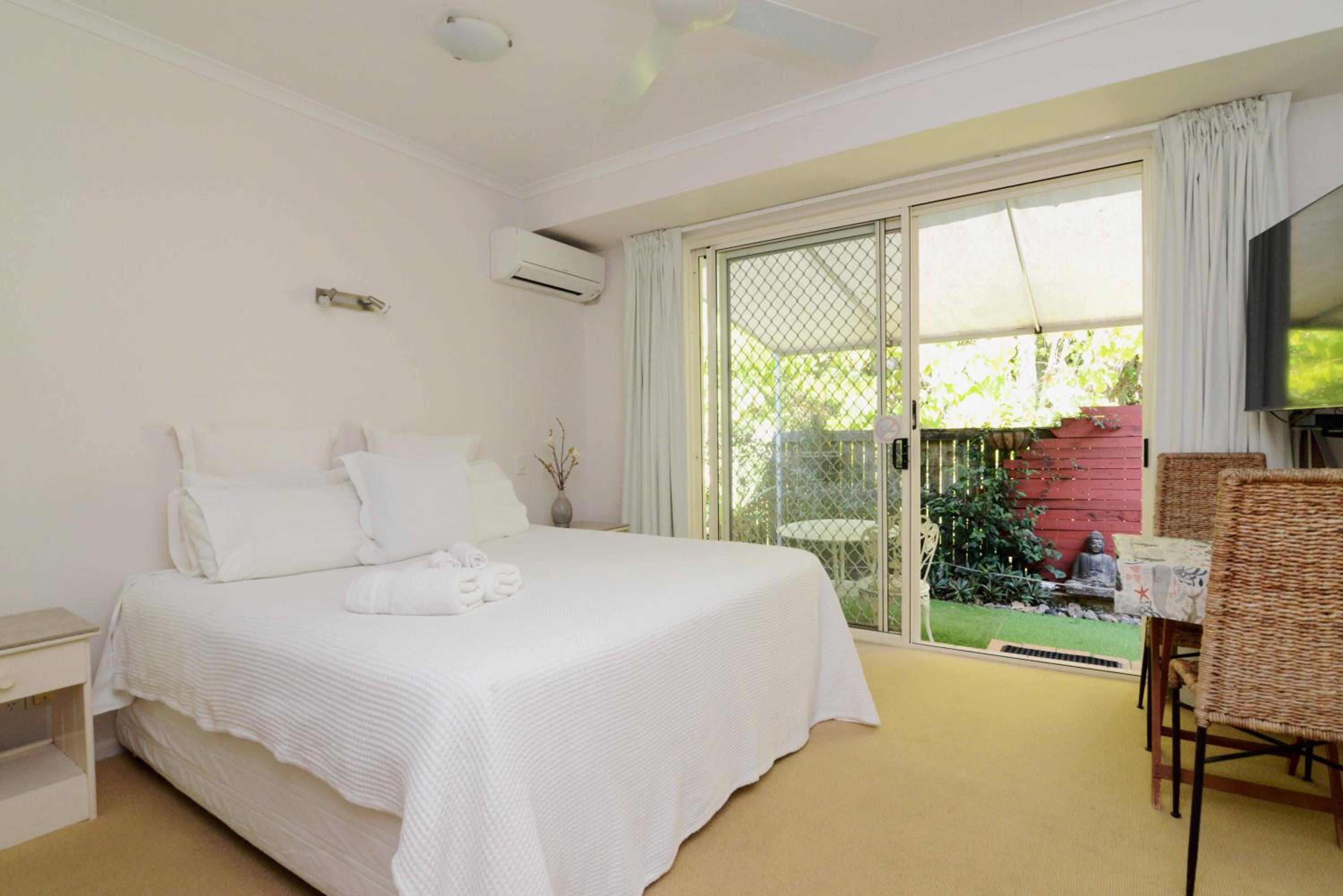 Deluxe King Room photo 1